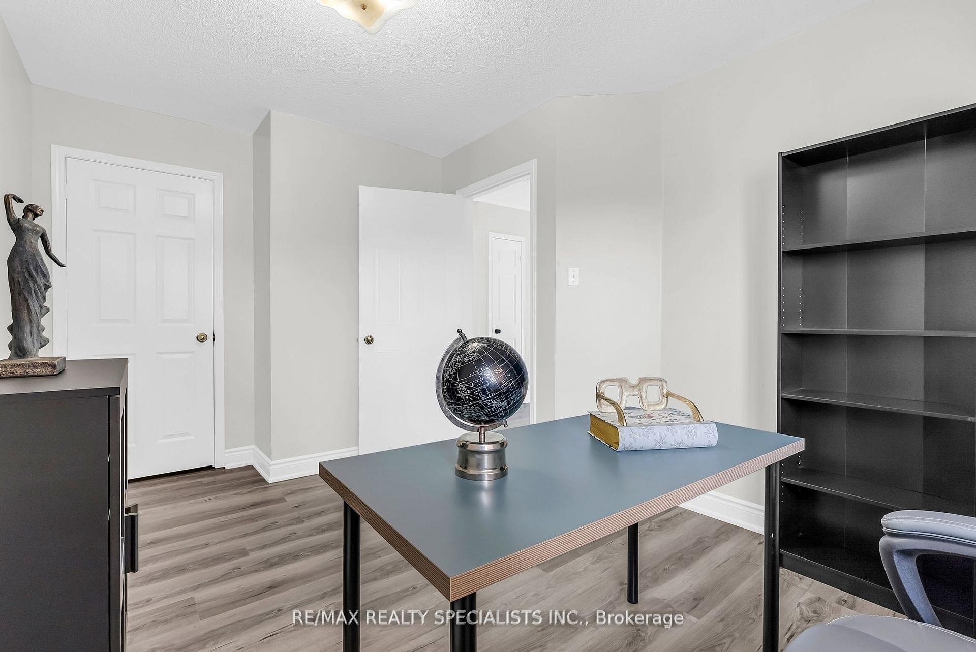 Photo 27 of 28 Serenity Lane, Brampton, Sandringham-Wellington — HOMEH