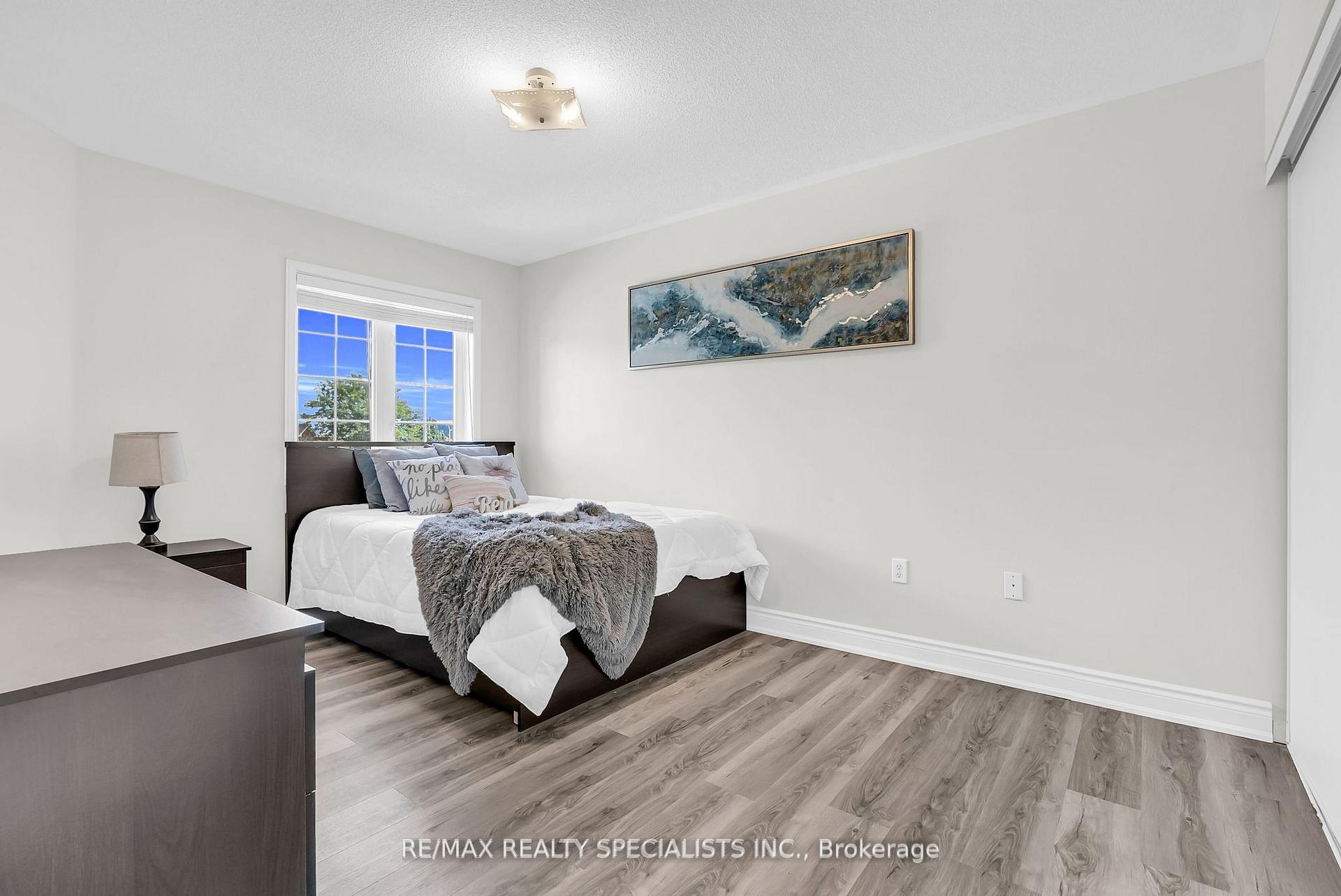 Photo 37 of 28 Serenity Lane, Brampton, Sandringham-Wellington — HOMEH