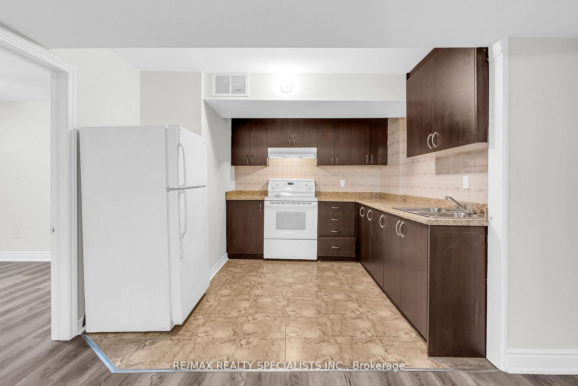 Photo 31 of 28 Serenity Lane, Brampton, Sandringham-Wellington — HOMEH