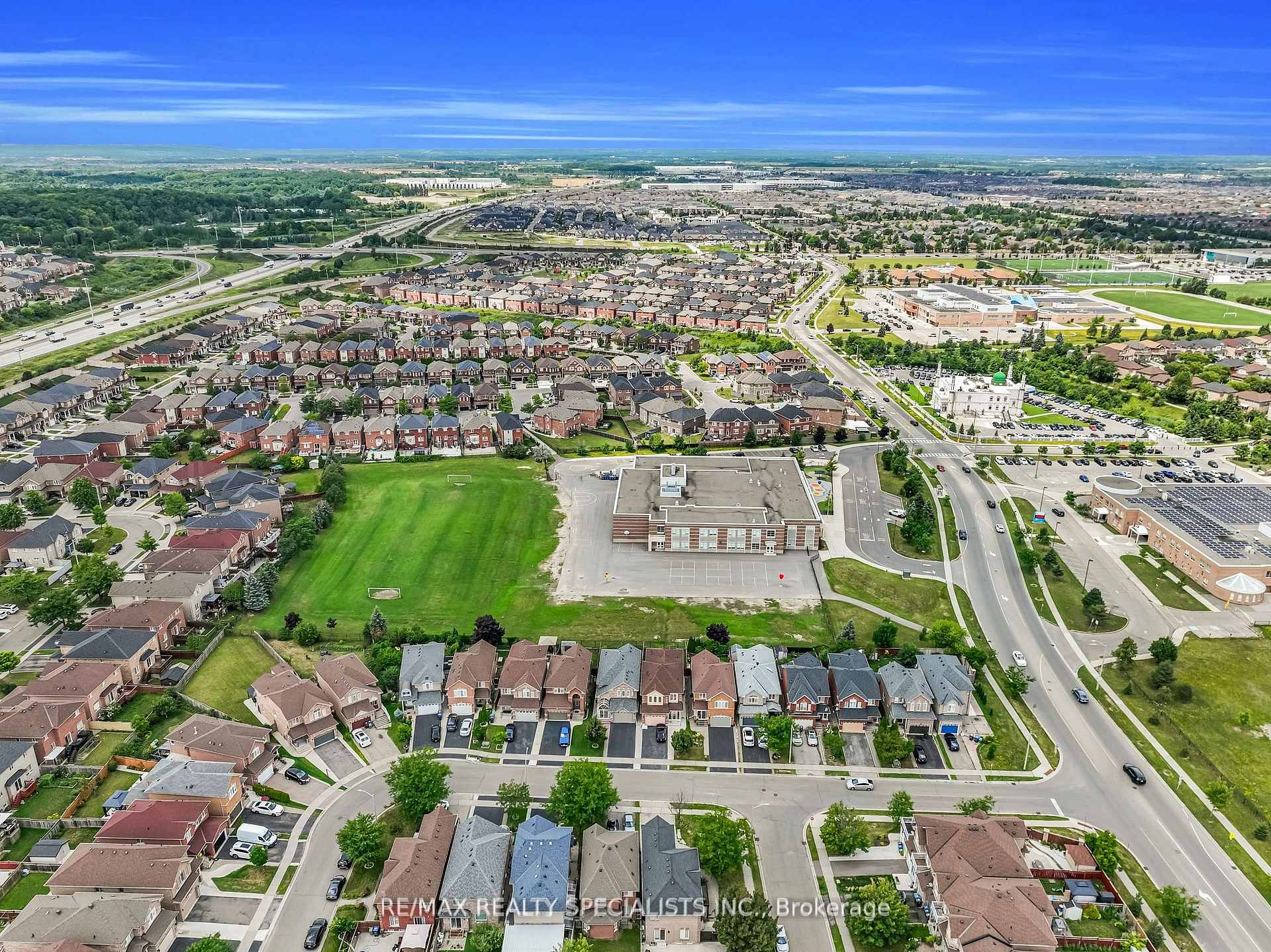 Photo 45 of 28 Serenity Lane, Brampton, Sandringham-Wellington — HOMEH