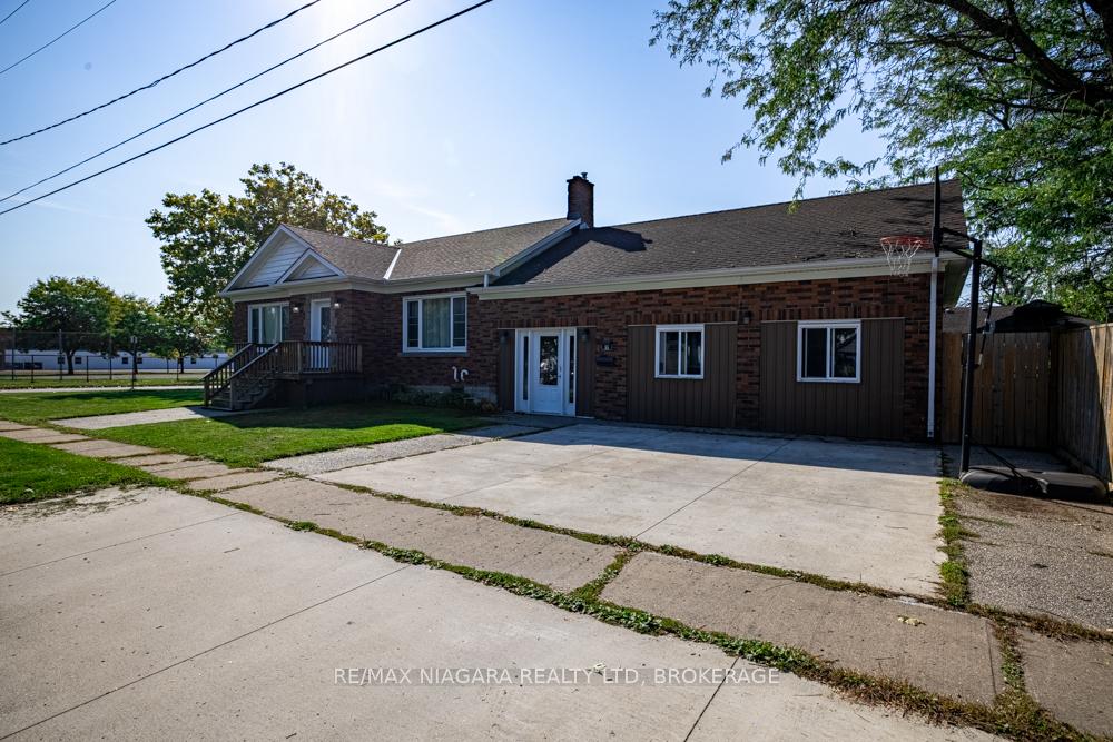 Photo 11 of 55 Ann Street, Thorold, Thorold Downtown — HOMEH