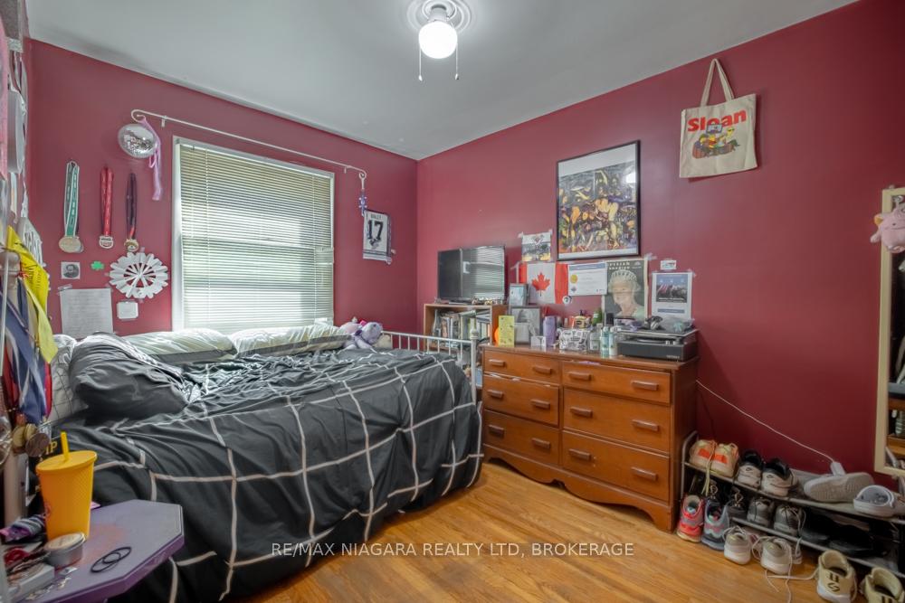 Photo 5 of 55 Ann Street, Thorold, Thorold Downtown — HOMEH