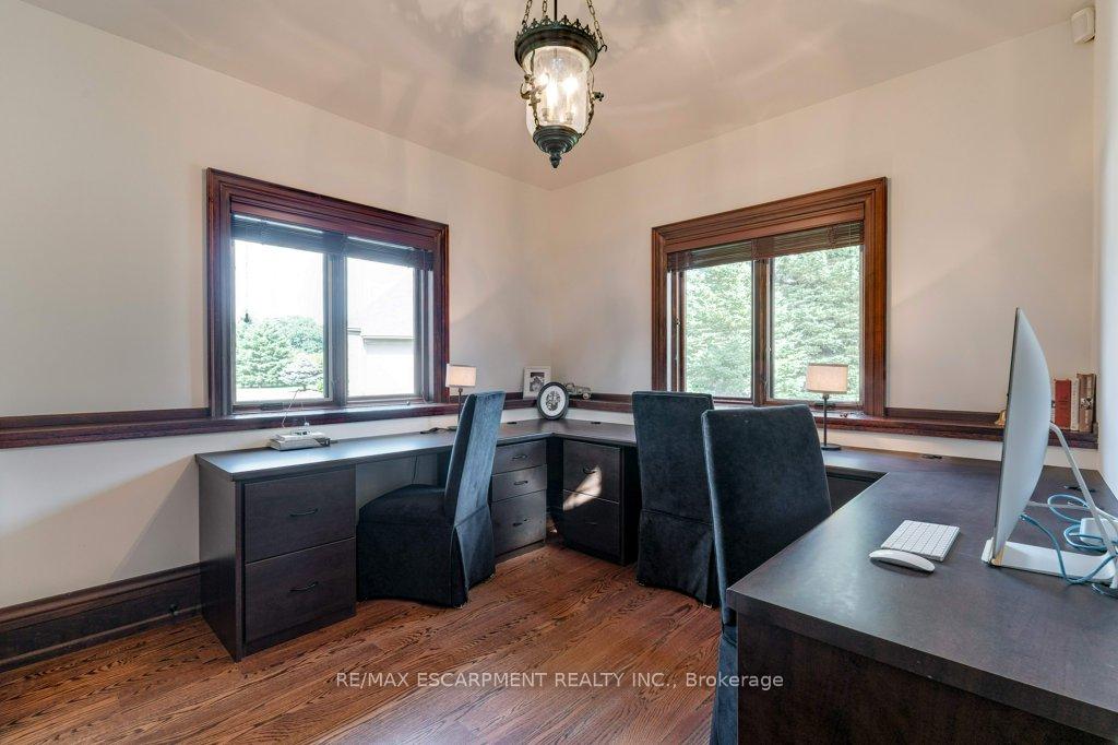 Photo 9 of 76 Oak Avenue, Hamilton, Greensville — HOMEH
