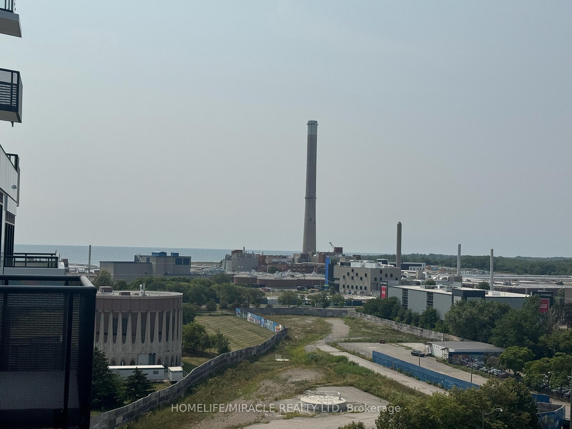 Photo 5 of Unit 1012, 1050 Eastern Avenue, Toronto, The Beaches — HOMEH