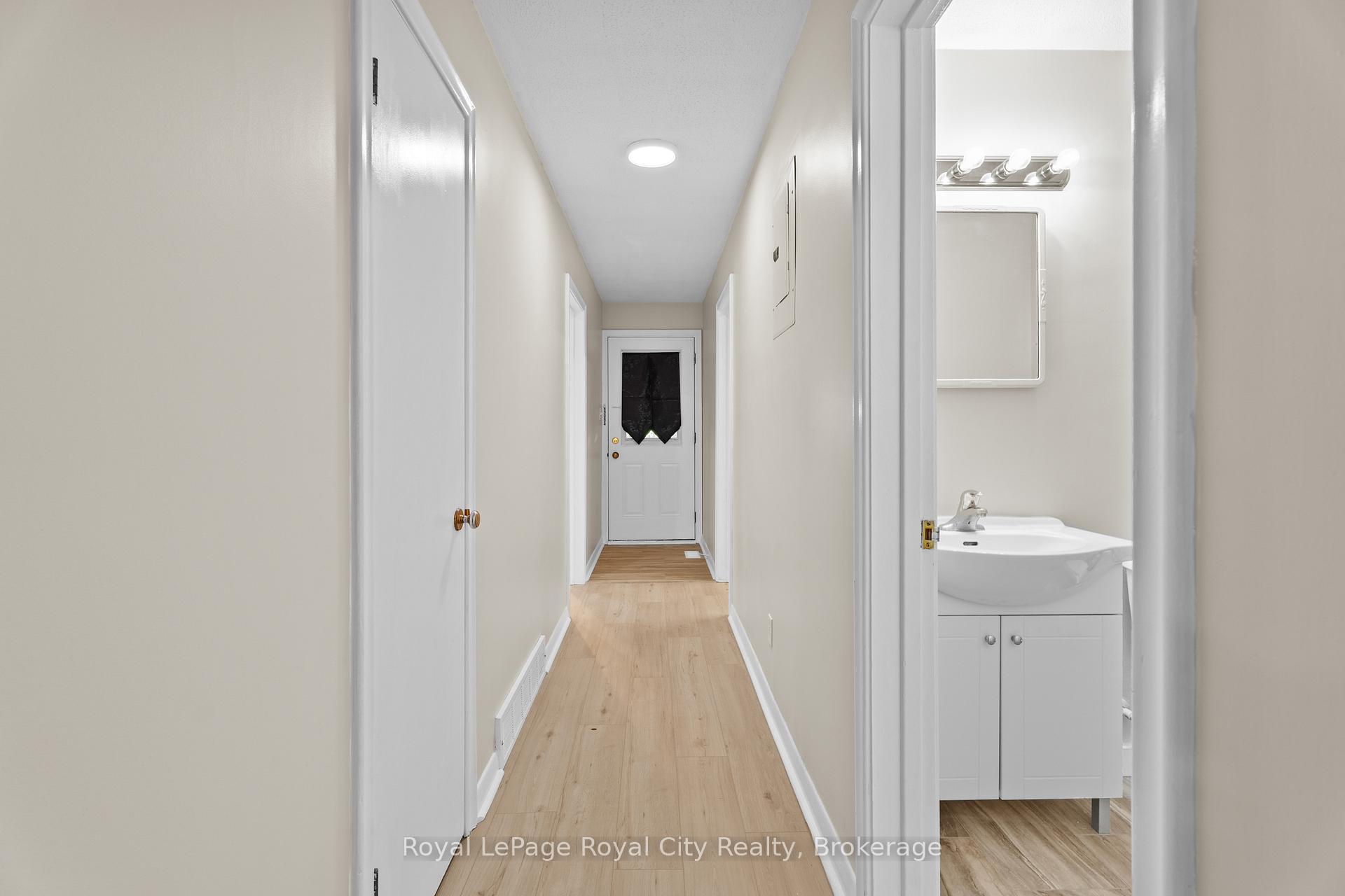 Photo 17 of Unit D, 109 Northumberland Street, Guelph, Downtown — HOMEH