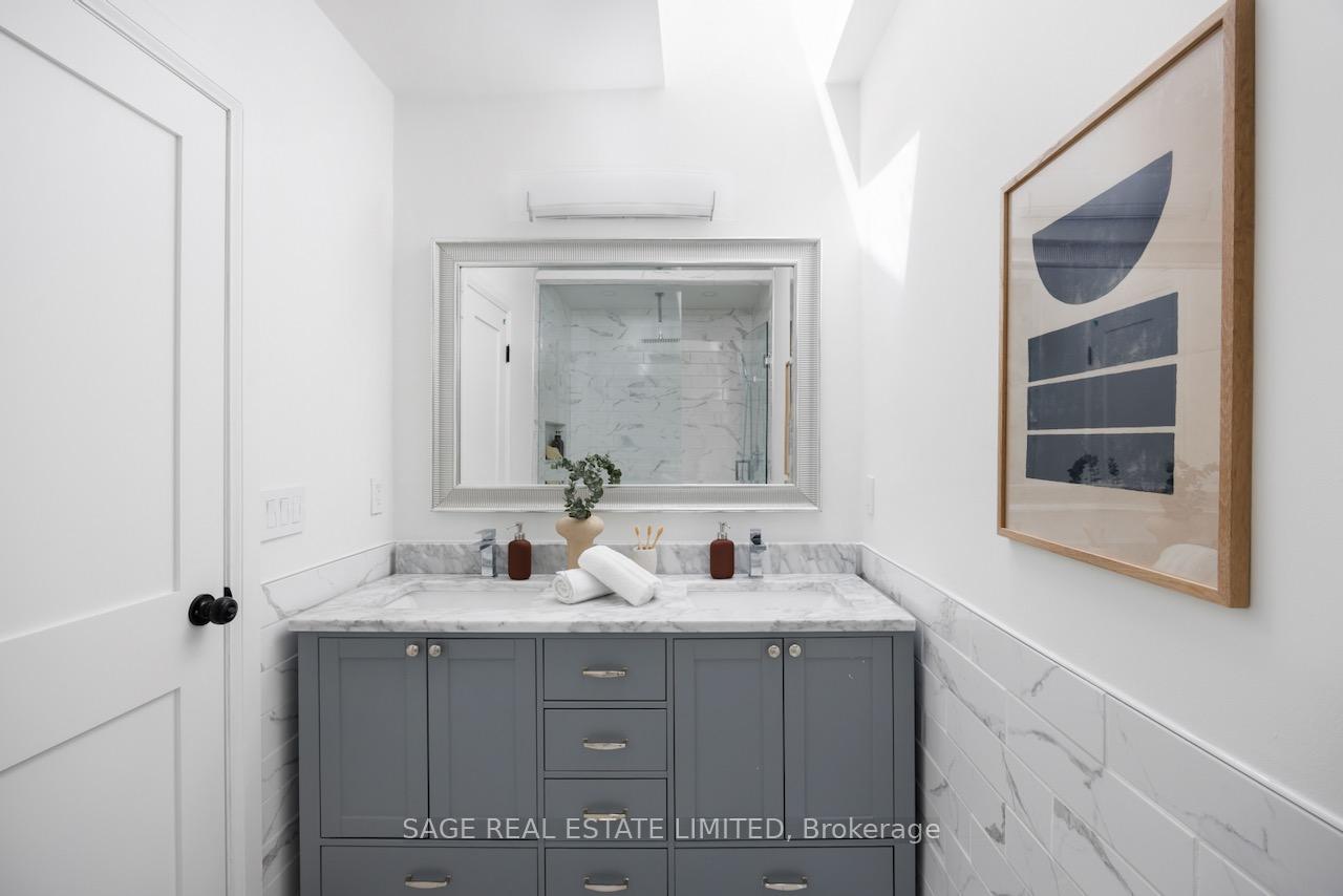 Photo 13 of 195 Albertus Avenue, Toronto, Lawrence Park South — HOMEH