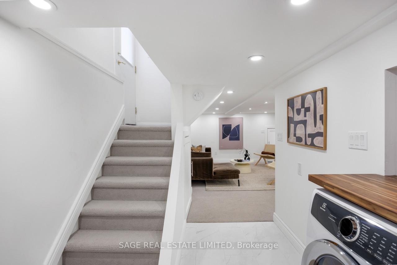 Photo 31 of 195 Albertus Avenue, Toronto, Lawrence Park South — HOMEH