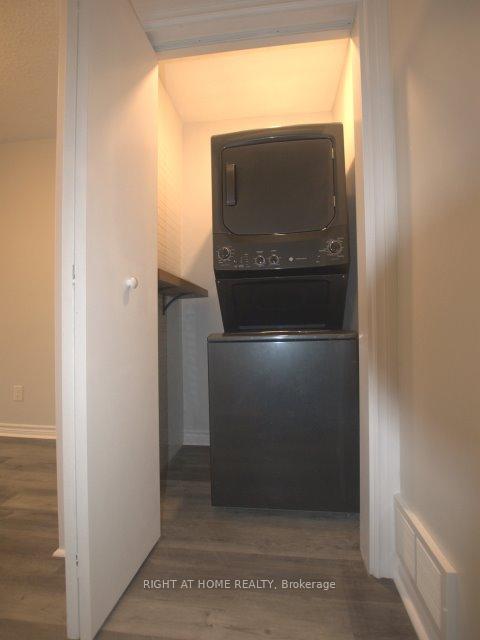 Photo 12 of Unit Upper, 169A Rose Street, Barrie, City Centre — HOMEH