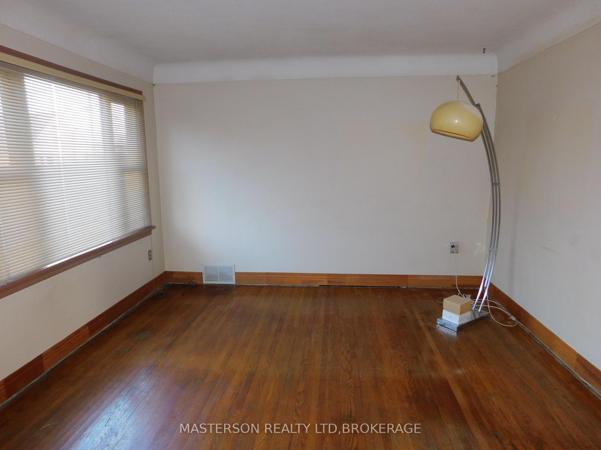 Photo 19 of 4096 Dyson Avenue, Niagara Falls, Downtown — HOMEH