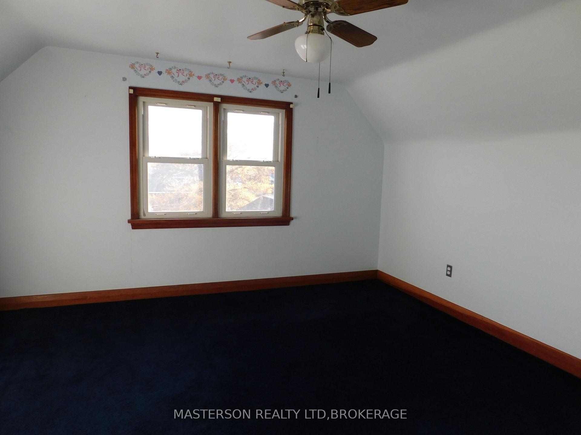 Photo 14 of 4096 Dyson Avenue, Niagara Falls, Downtown — HOMEH