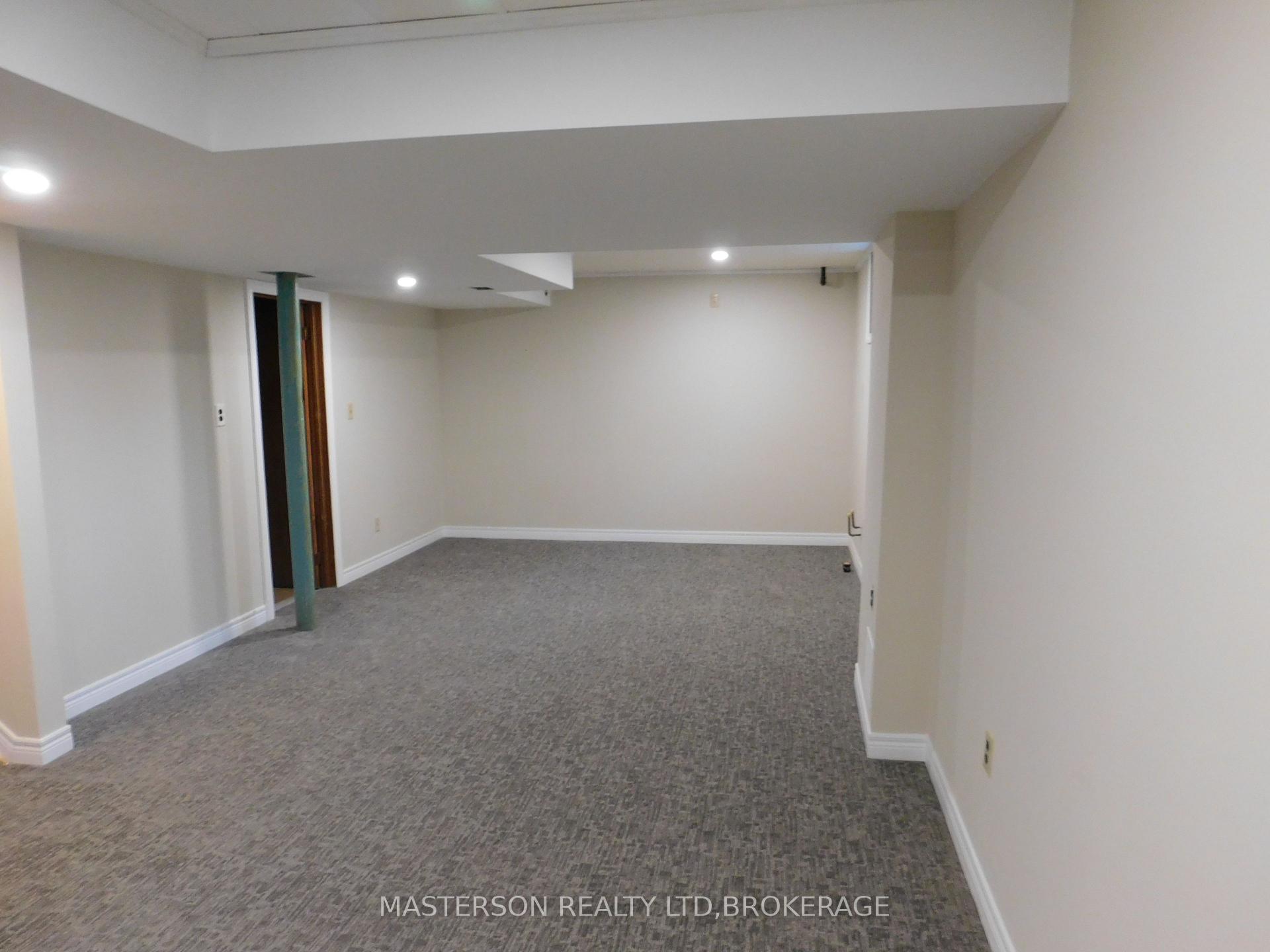 Photo 8 of 4096 Dyson Avenue, Niagara Falls, Downtown — HOMEH