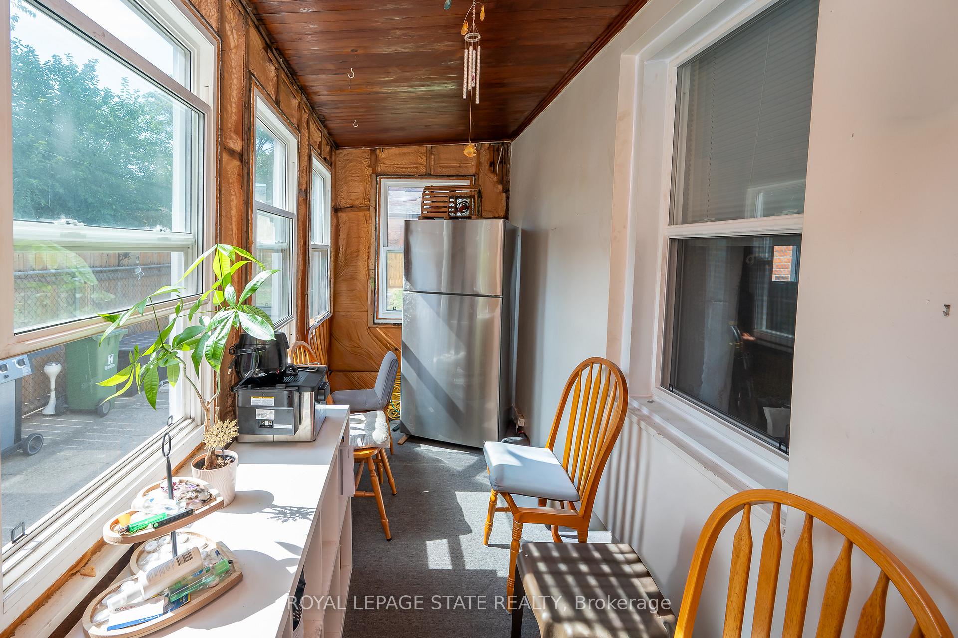 Photo 13 of 127 East Avenue N, Hamilton, Landsdale — HOMEH