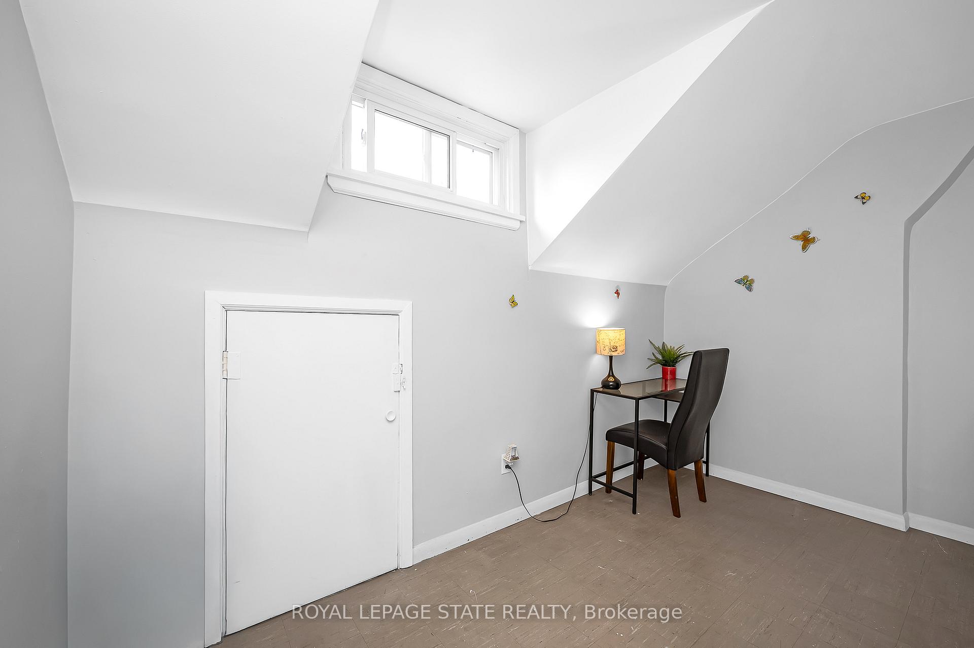 Photo 34 of 127 East Avenue N, Hamilton, Landsdale — HOMEH