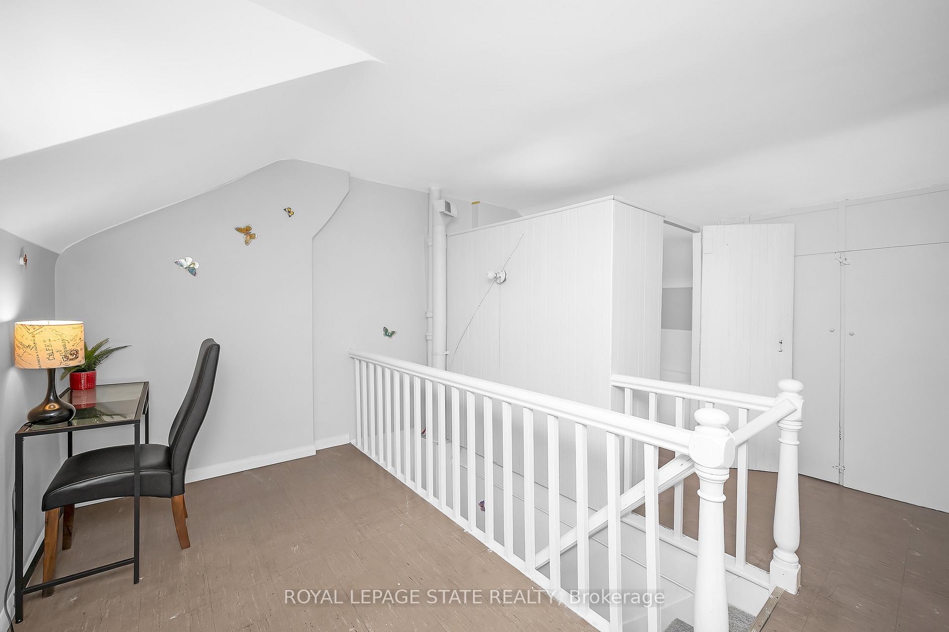 Photo 16 of 127 East Avenue N, Hamilton, Landsdale — HOMEH