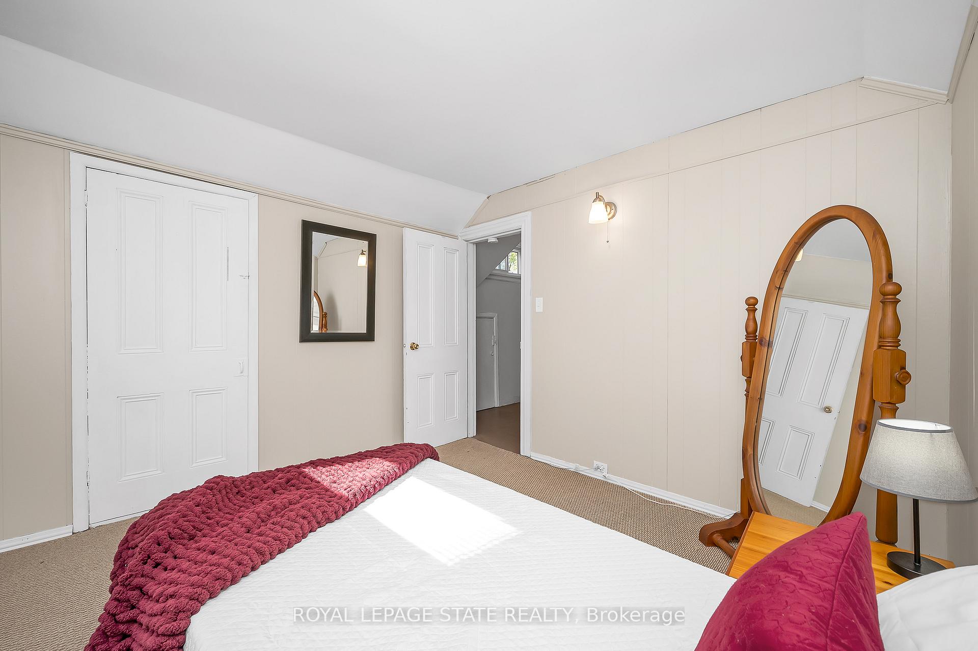 Photo 19 of 127 East Avenue N, Hamilton, Landsdale — HOMEH