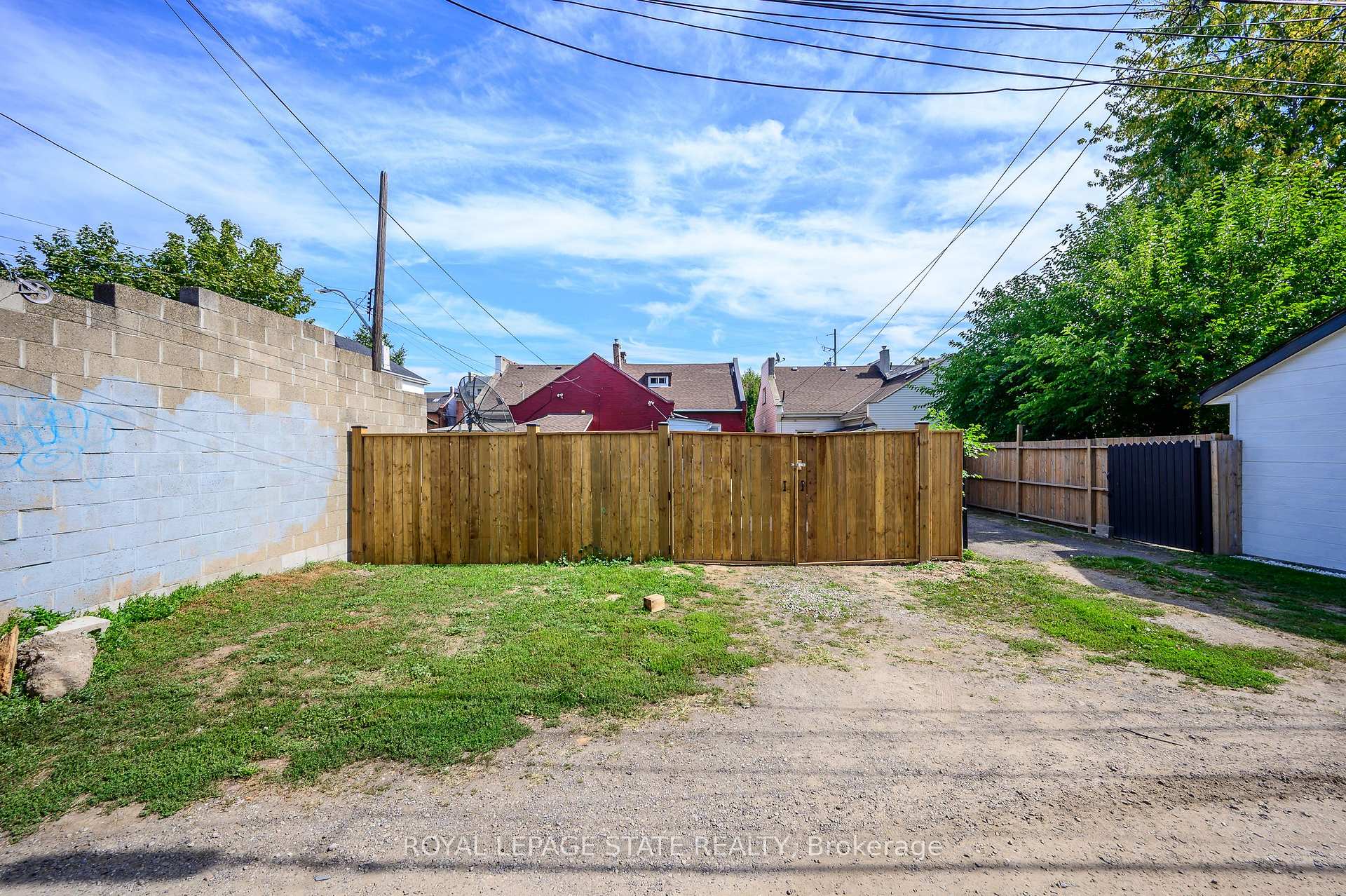 Photo 23 of 127 East Avenue N, Hamilton, Landsdale — HOMEH