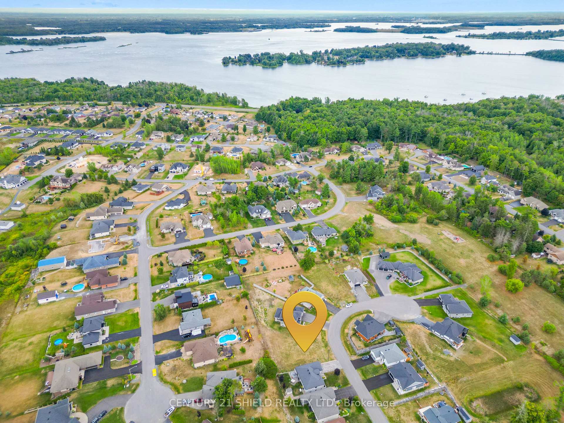 Photo 6 of 7 Matthew Kieran Crescent, South Stormont, Long Sault — HOMEH