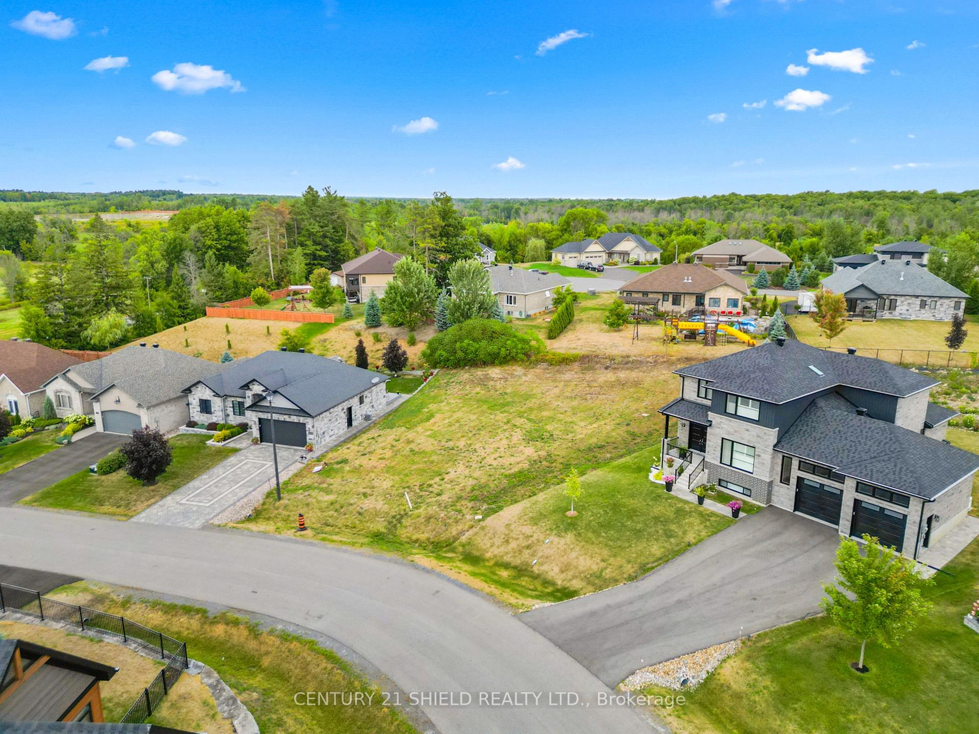 Photo 14 of 7 Matthew Kieran Crescent, South Stormont, Long Sault — HOMEH