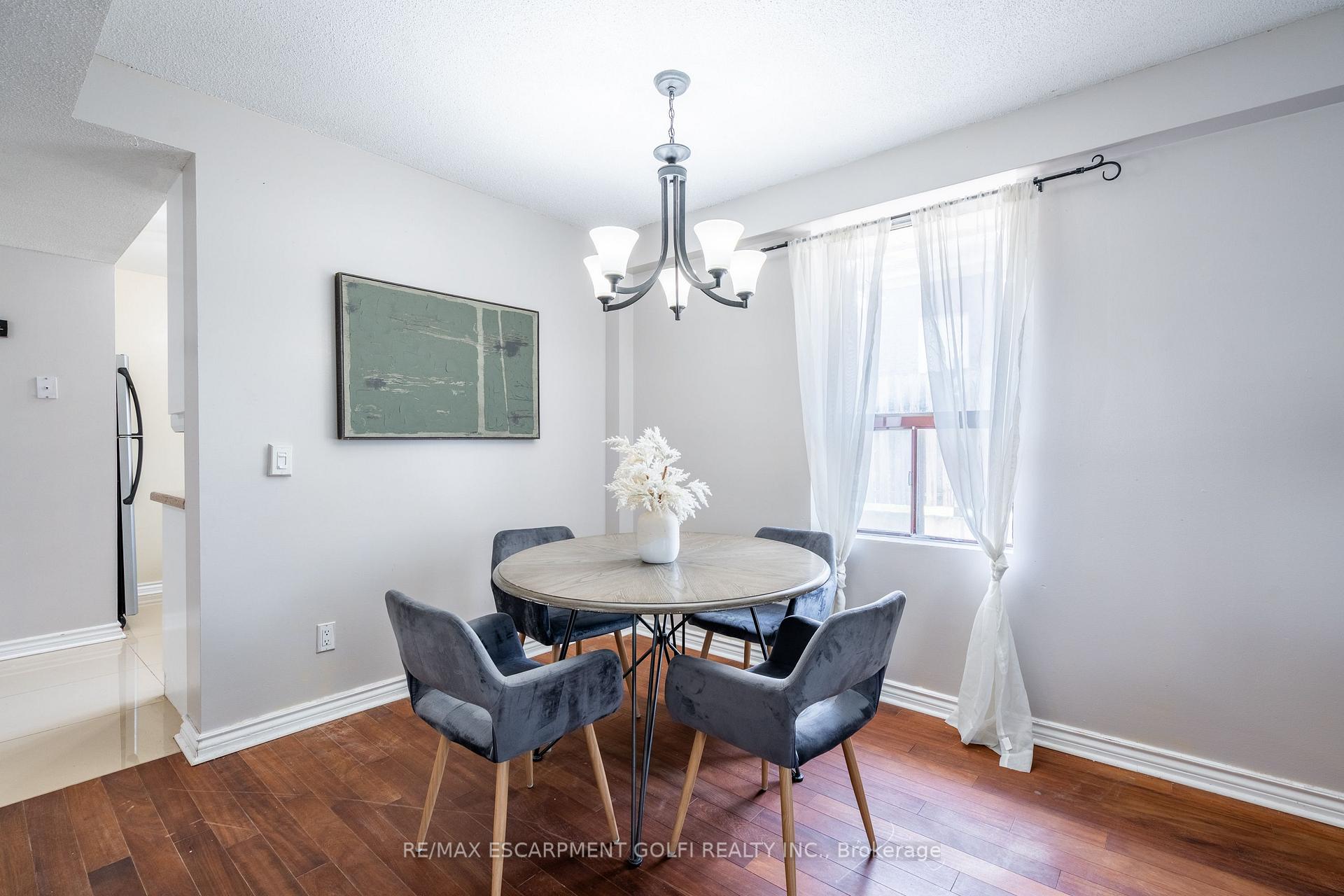 Photo 21 of Unit 101, 4872 Valley Way, Niagara Falls, Cherrywood — HOMEH