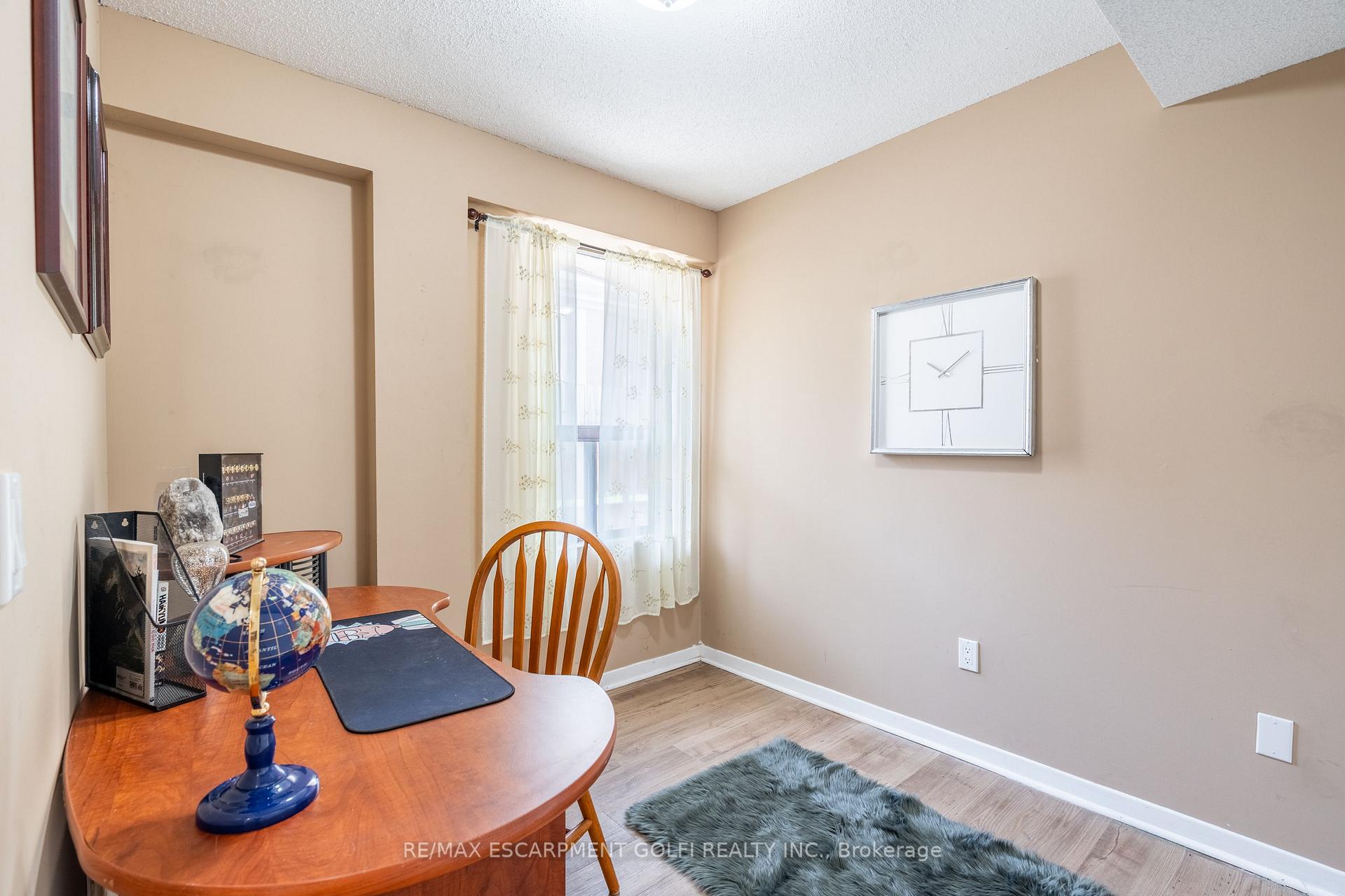 Photo 8 of Unit 101, 4872 Valley Way, Niagara Falls, Cherrywood — HOMEH