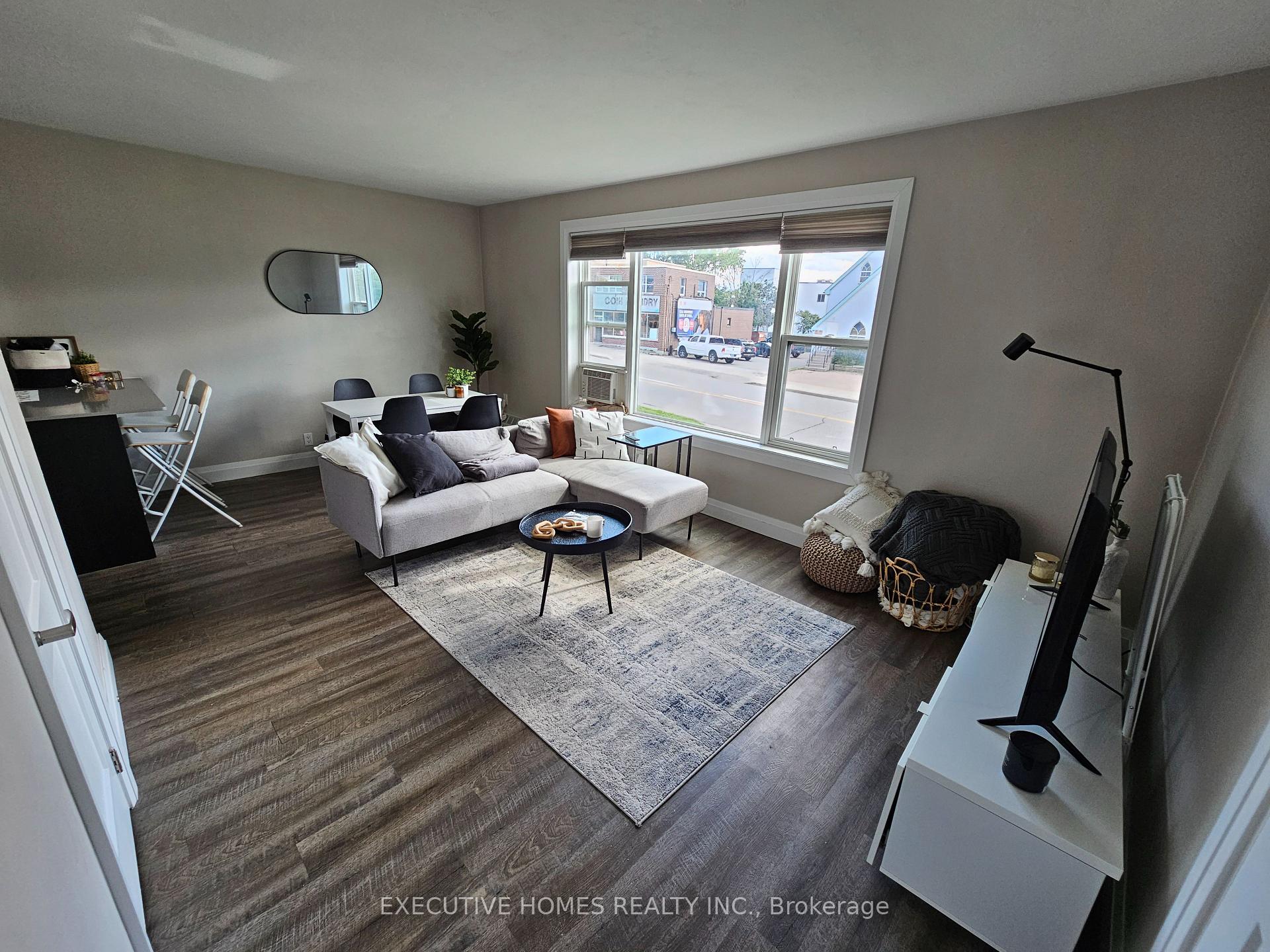 Photo 3 of Unit 2, 157 St Vincent Street, Barrie, Codrington — HOMEH
