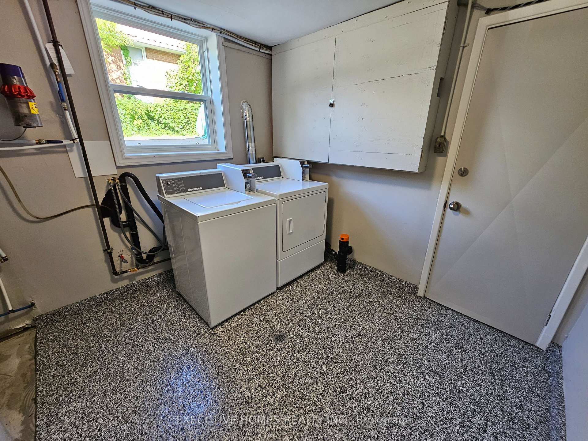 Photo 7 of Unit 2, 157 St Vincent Street, Barrie, Codrington — HOMEH