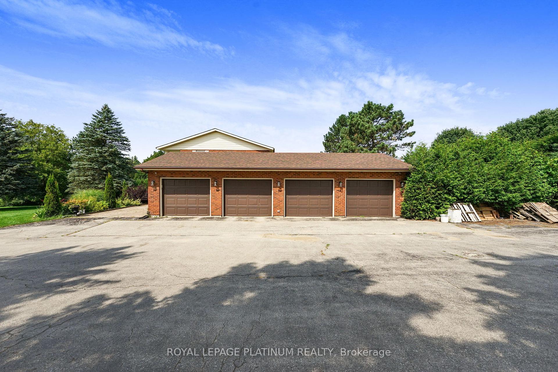 Photo 2 of 155 Clyde Street, Wellington North, Mount Forest — HOMEH