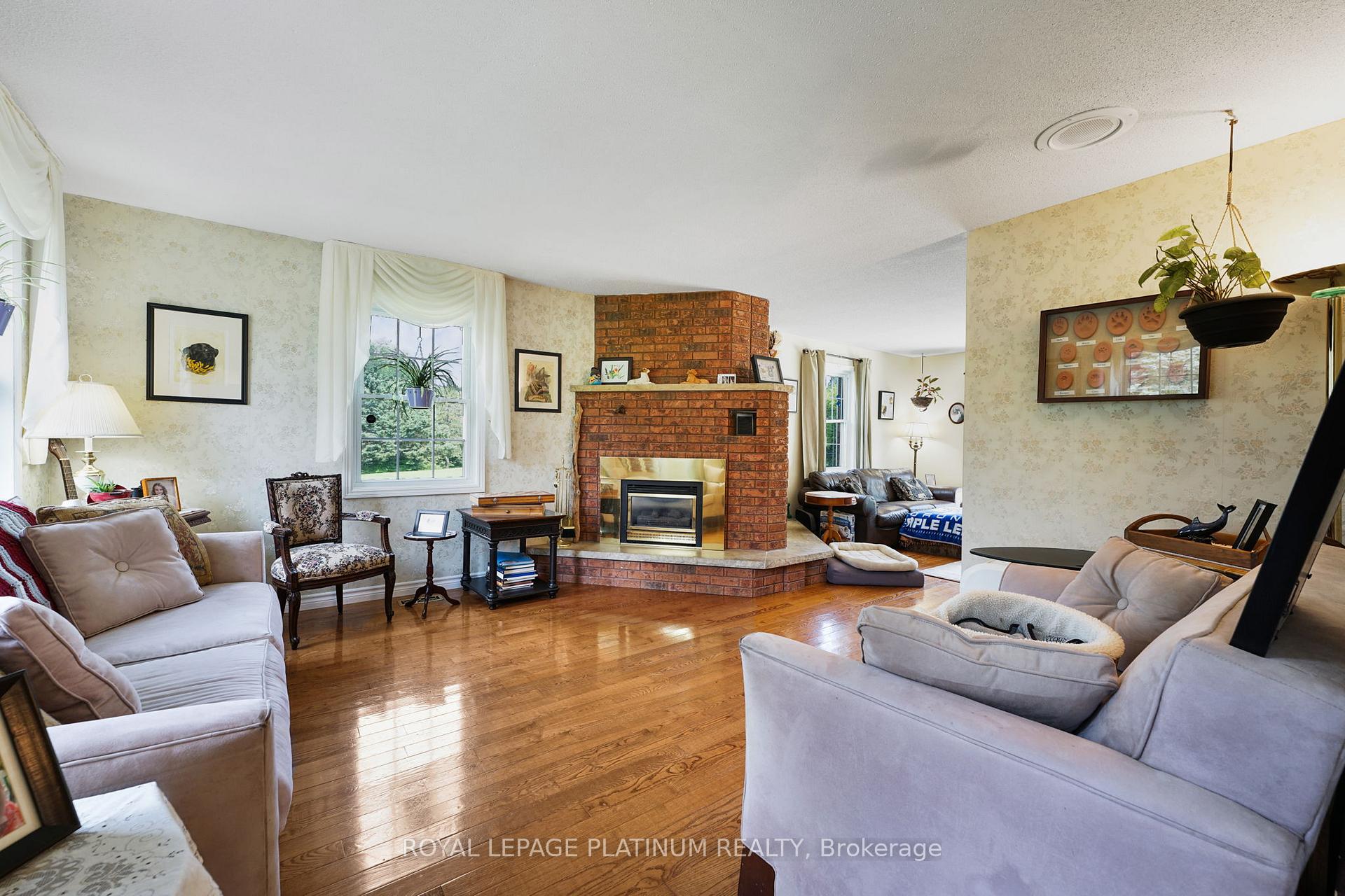 Photo 21 of 155 Clyde Street, Wellington North, Mount Forest — HOMEH