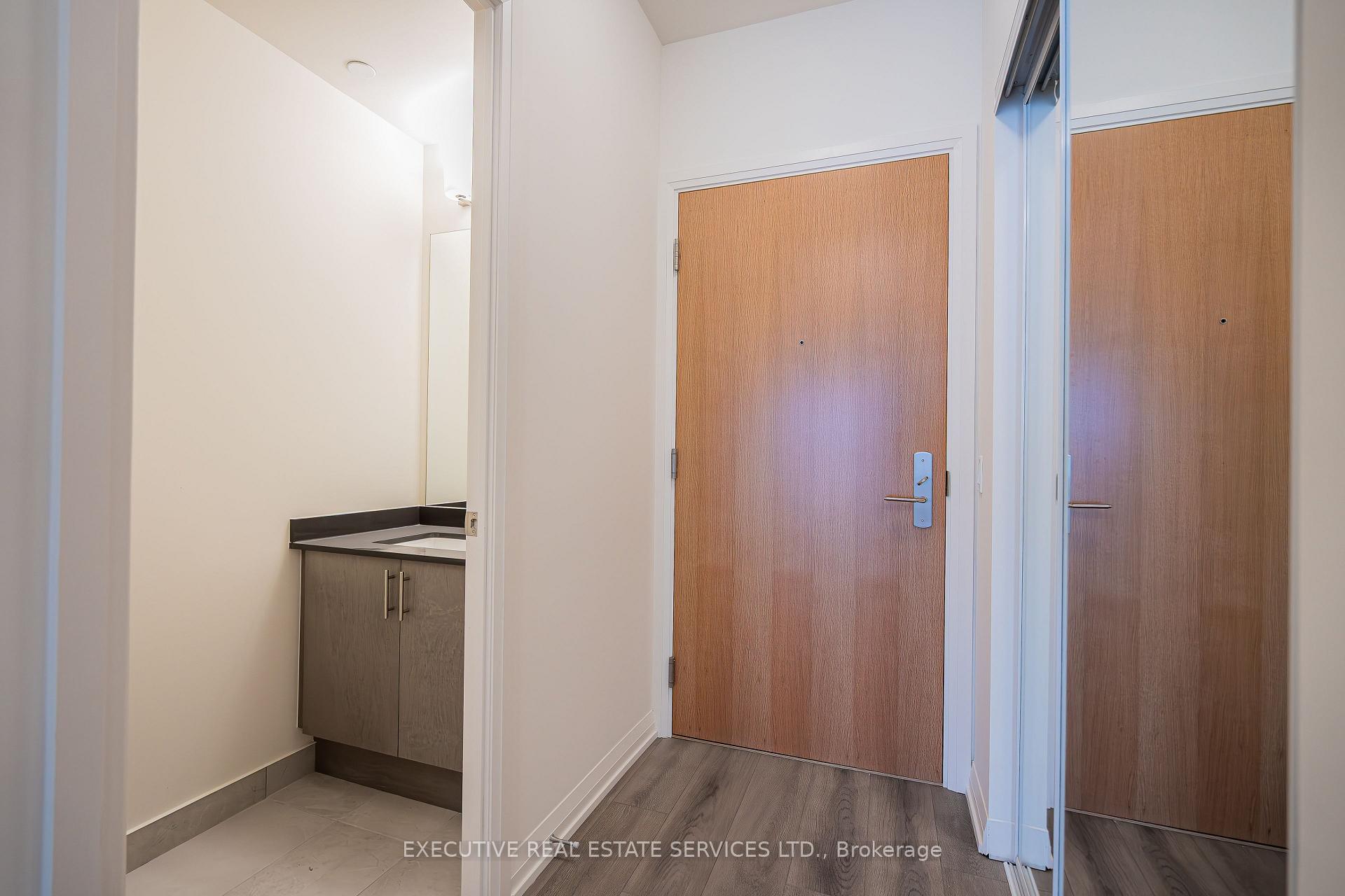 Photo 5 of Unit 1112, 8960 Jane Street, Vaughan, Vellore Village — HOMEH