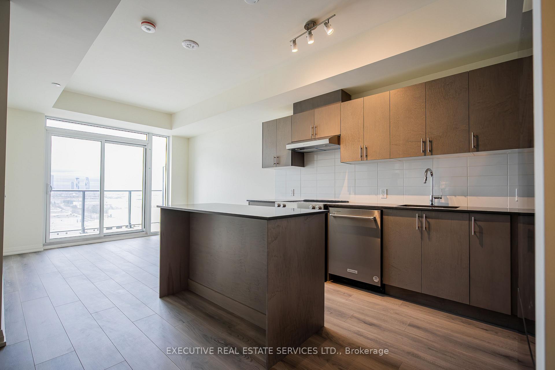 Photo 4 of Unit 1112, 8960 Jane Street, Vaughan, Vellore Village — HOMEH
