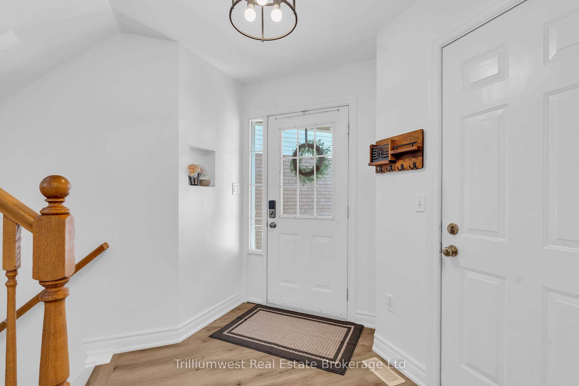 Photo 3 of 12 McCurdy Road, Guelph, Kortright West — HOMEH