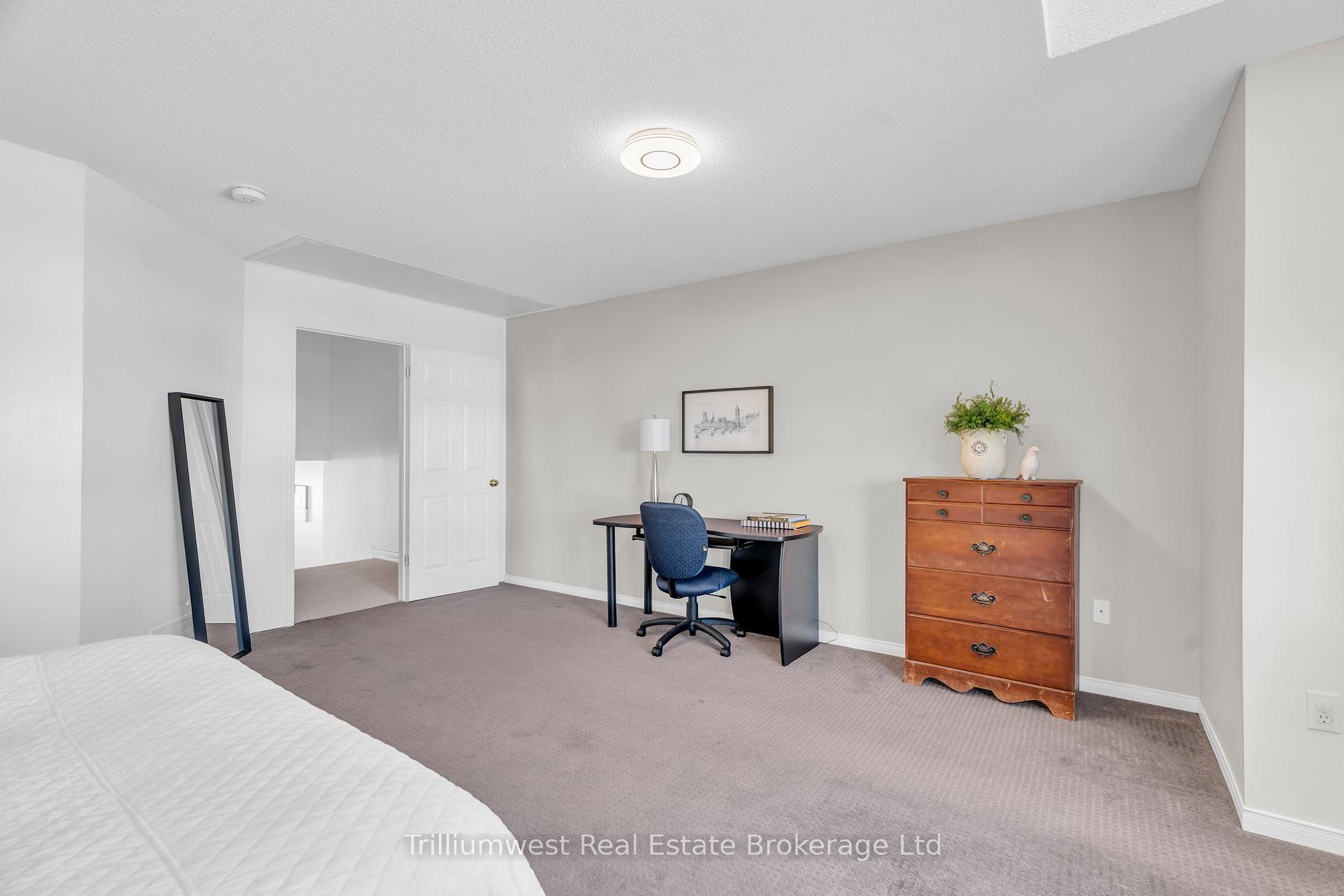Photo 15 of 12 McCurdy Road, Guelph, Kortright West — HOMEH