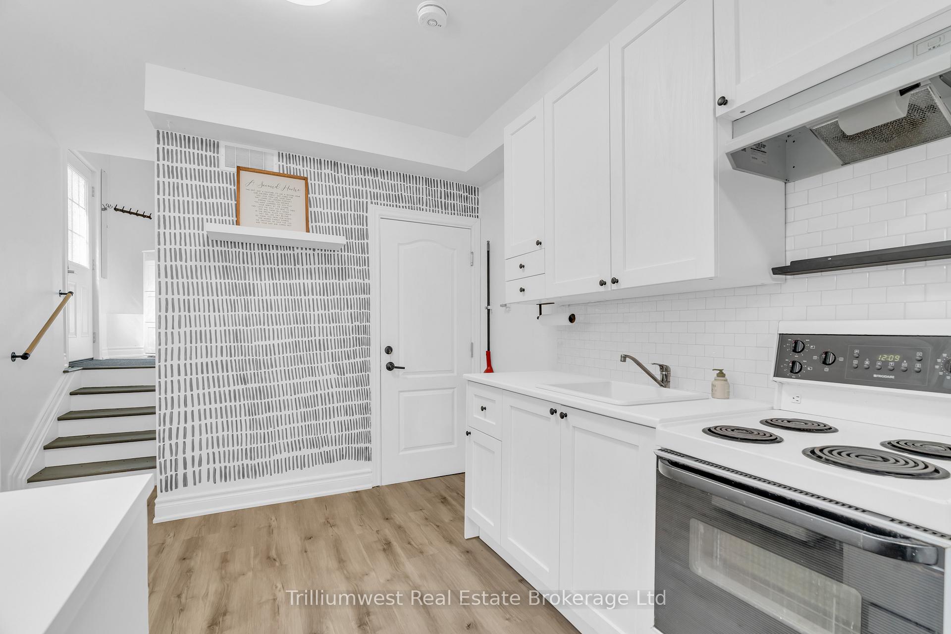 Photo 26 of 12 McCurdy Road, Guelph, Kortright West — HOMEH