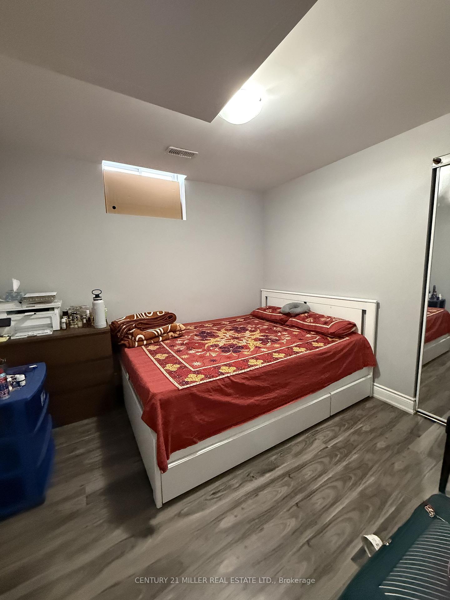 Photo 12 of 389 Royal West Drive, Brampton, Credit Valley — HOMEH