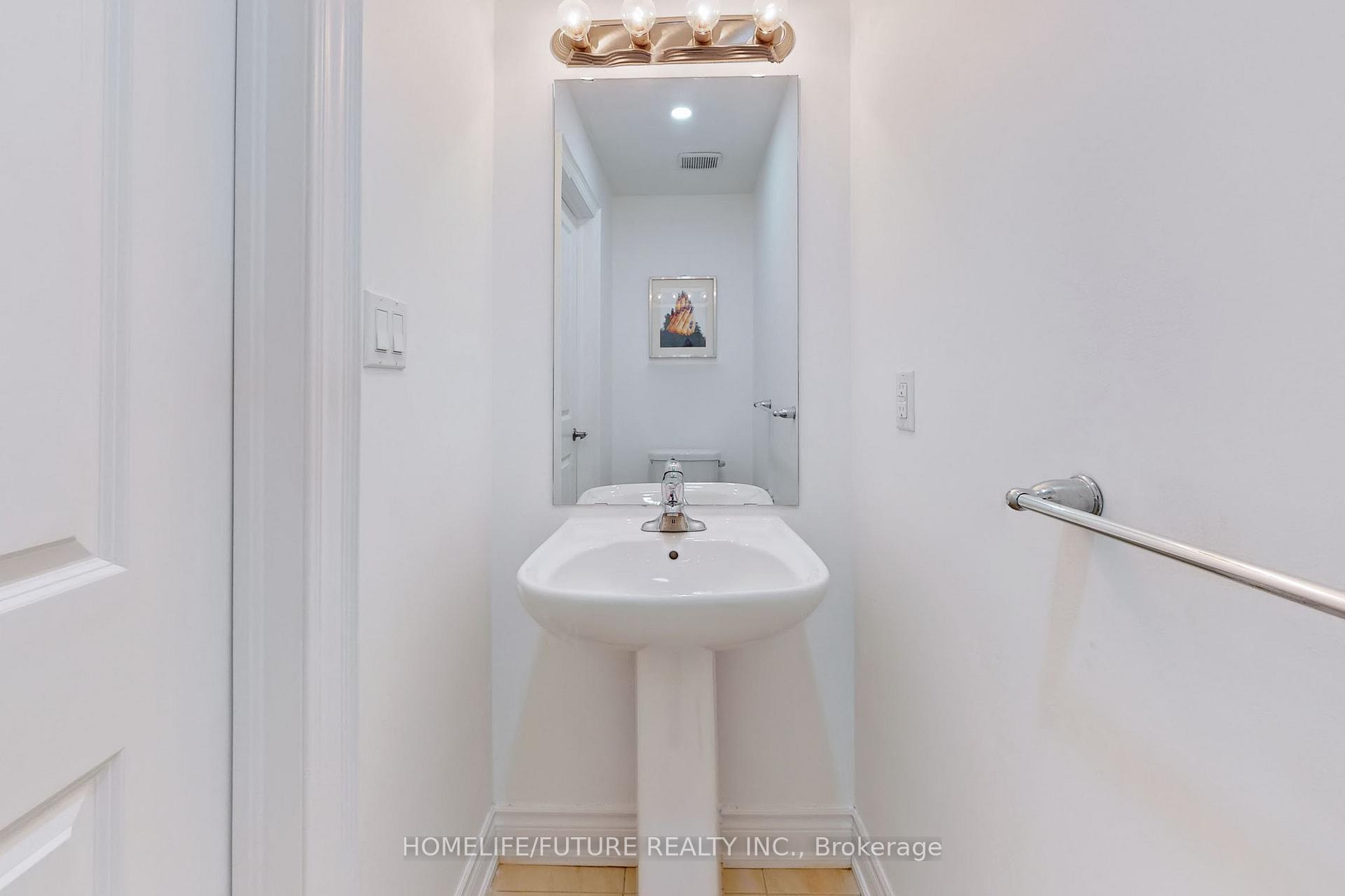 Photo 5 of Unit Main & 2nd, 72 Mohandas Drive, Markham, Cedarwood — HOMEH