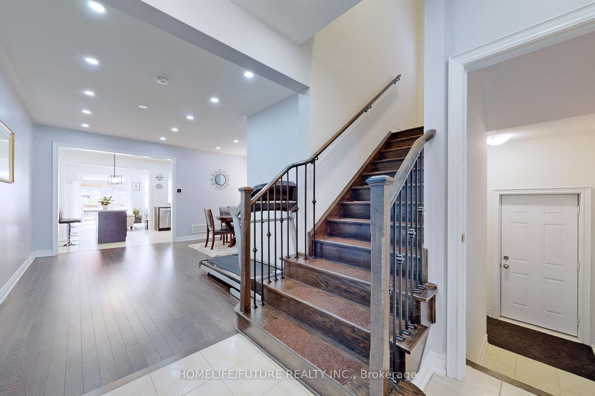 Photo 22 of Unit Main & 2nd, 72 Mohandas Drive, Markham, Cedarwood — HOMEH