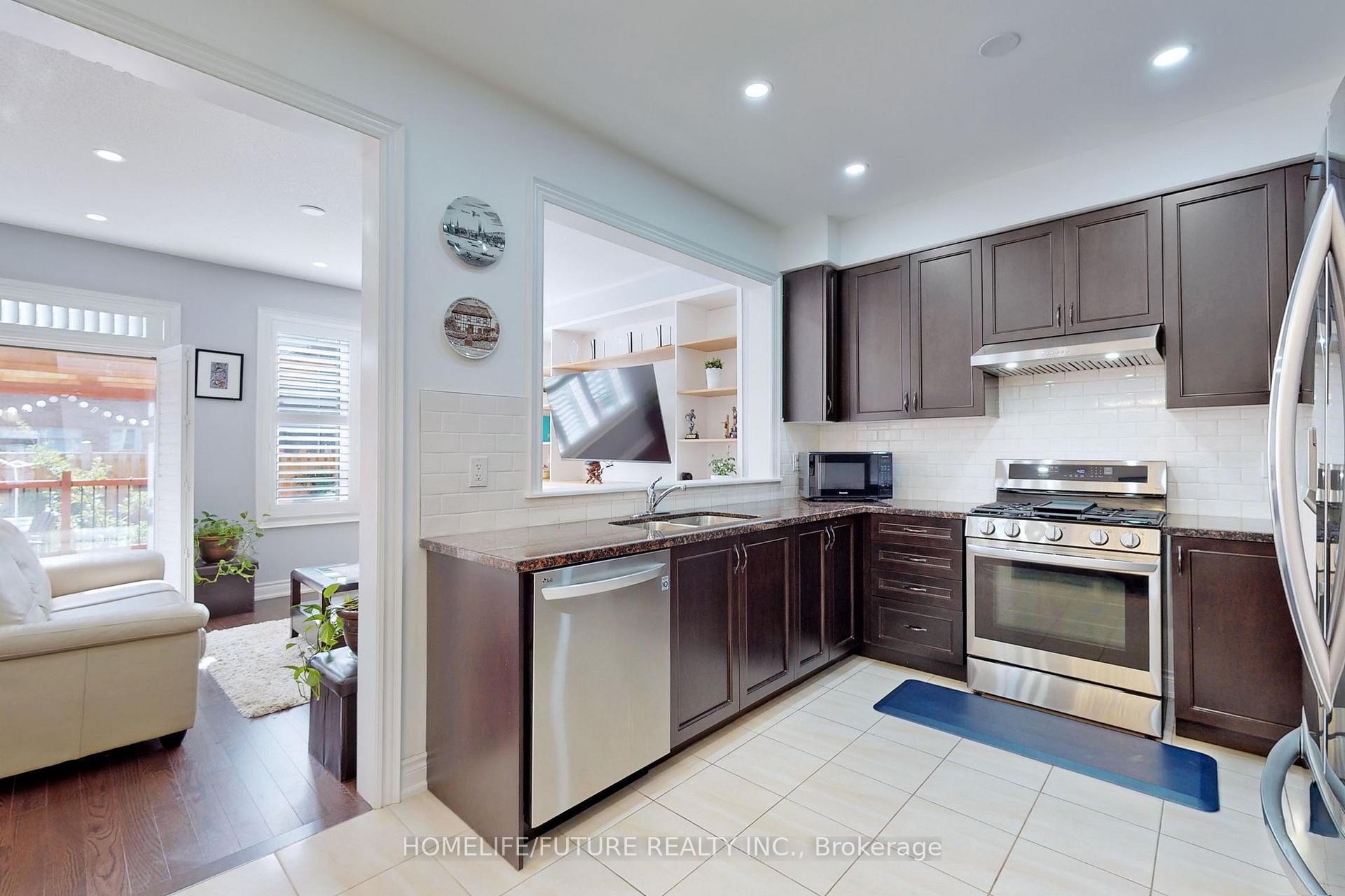 Photo 28 of Unit Main & 2nd, 72 Mohandas Drive, Markham, Cedarwood — HOMEH
