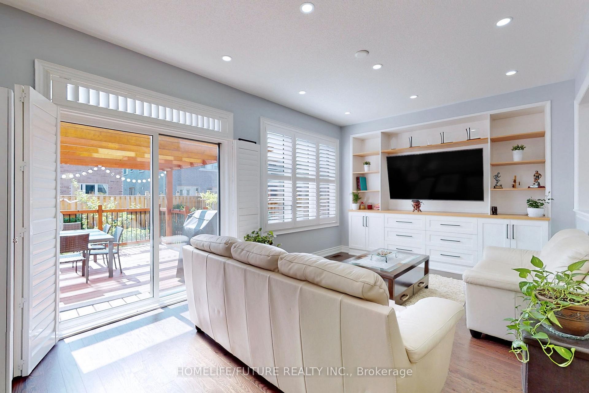 Photo 11 of Unit Main & 2nd, 72 Mohandas Drive, Markham, Cedarwood — HOMEH
