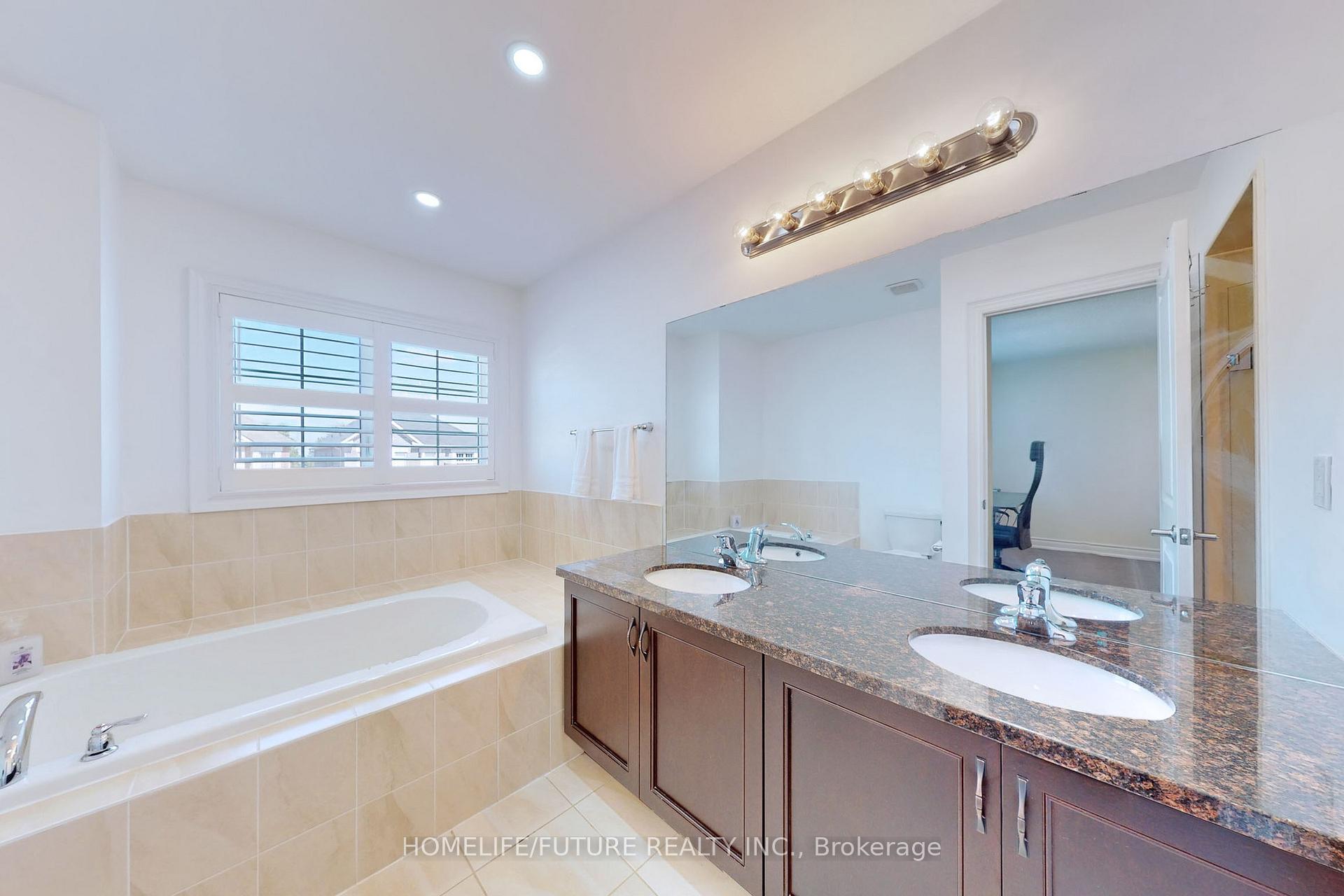 Photo 8 of Unit Main & 2nd, 72 Mohandas Drive, Markham, Cedarwood — HOMEH