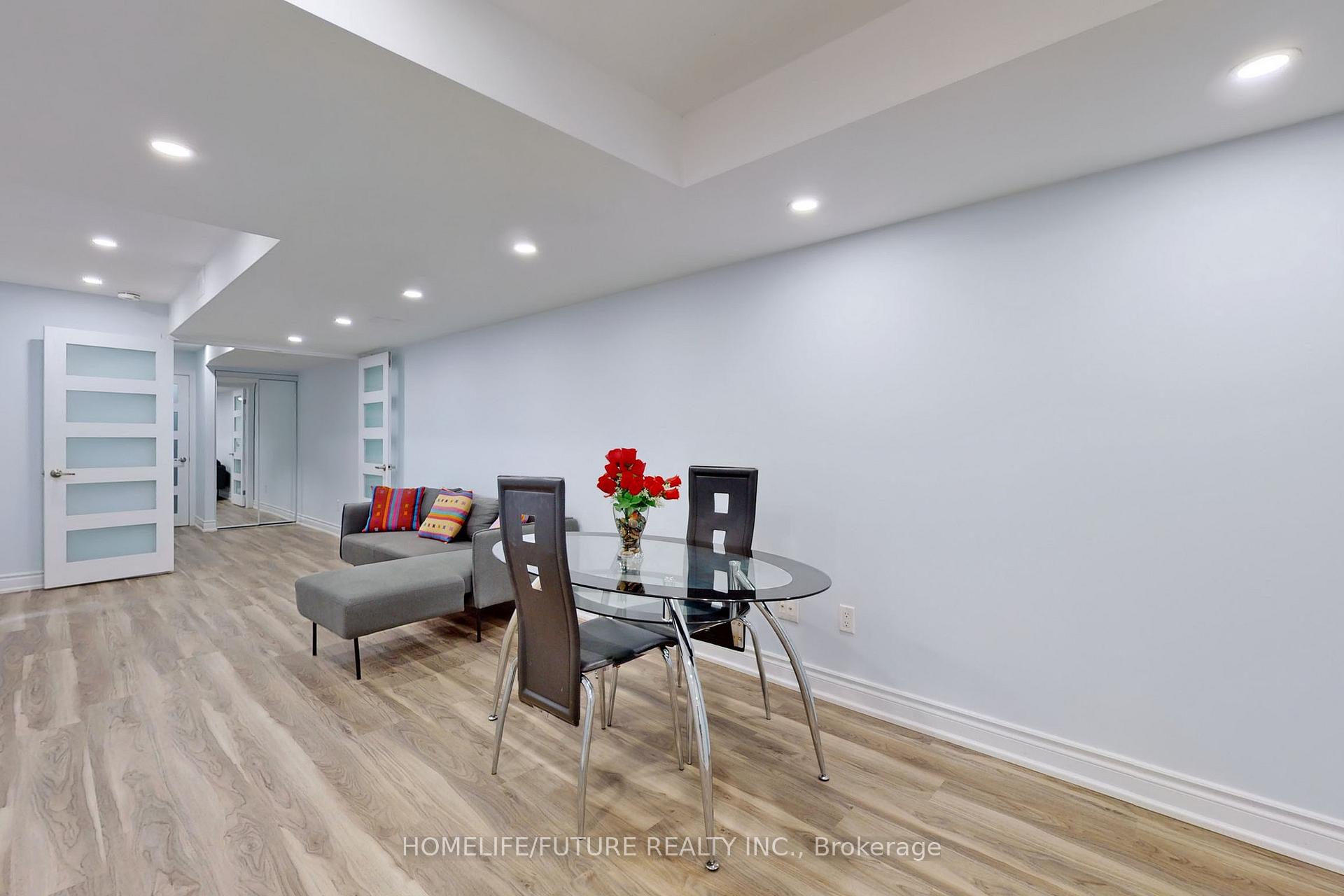 Photo 23 of Unit Main & 2nd, 72 Mohandas Drive, Markham, Cedarwood — HOMEH