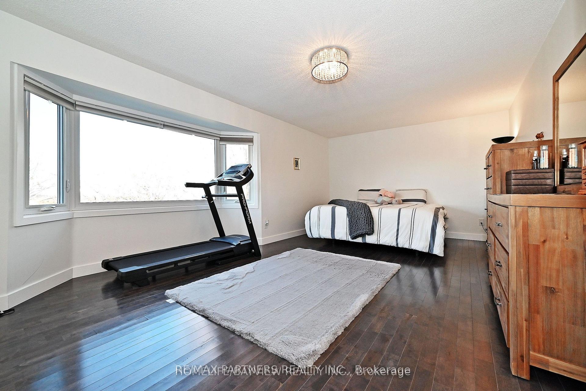 Photo 27 of 26 Sandfield Drive, Aurora, Aurora Highlands — HOMEH