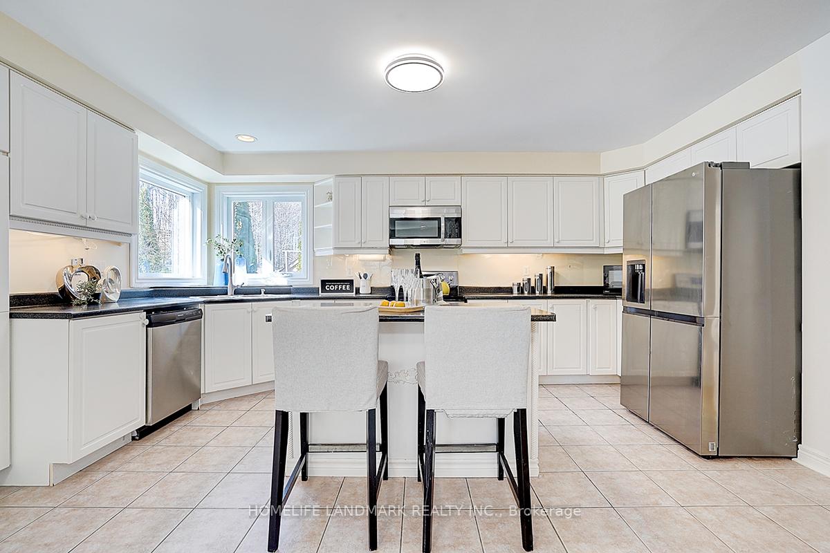 Photo 2 of 65 Crimson Ridge Road, Barrie, Bayshore — HOMEH