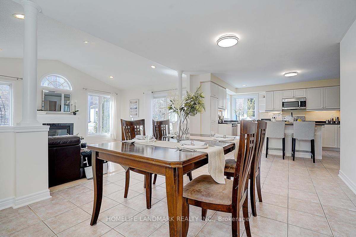 Photo 4 of 65 Crimson Ridge Road, Barrie, Bayshore — HOMEH