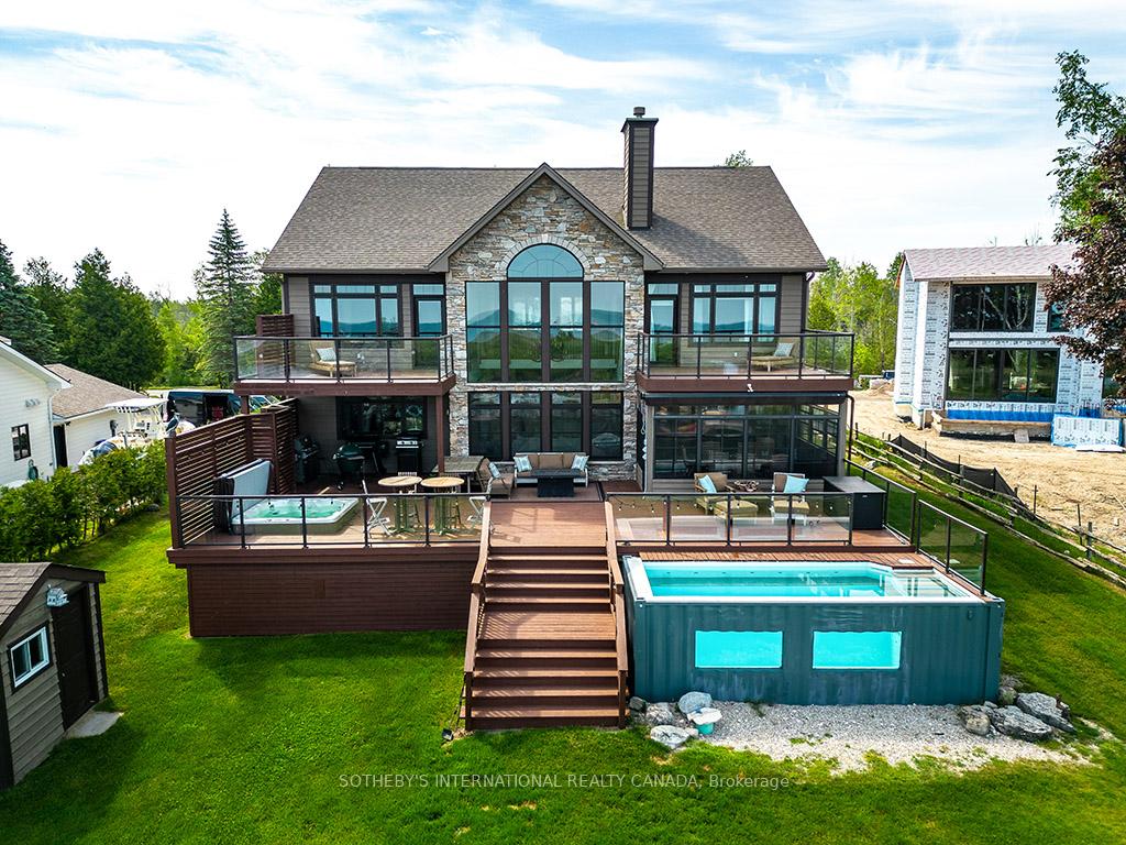 Front of 156 Bartlett Boulevard