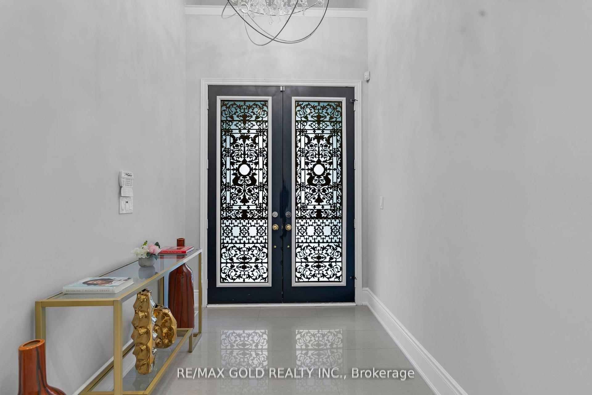 Photo 2 of 34 Rhapsody Crescent, Brampton, Vales of Castlemore — HOMEH