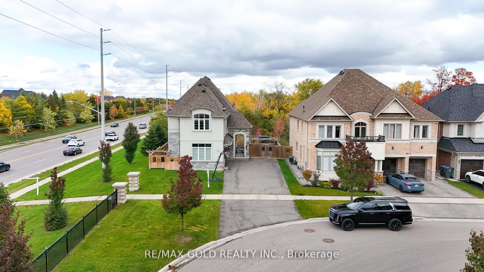 Photo 40 of 34 Rhapsody Crescent, Brampton, Vales of Castlemore — HOMEH