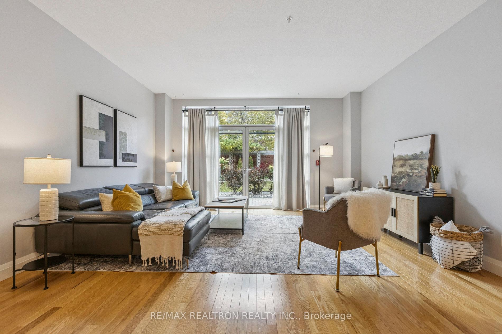 Photo 2 of Unit 111, 165 Duke Street E, Kitchener — HOMEH