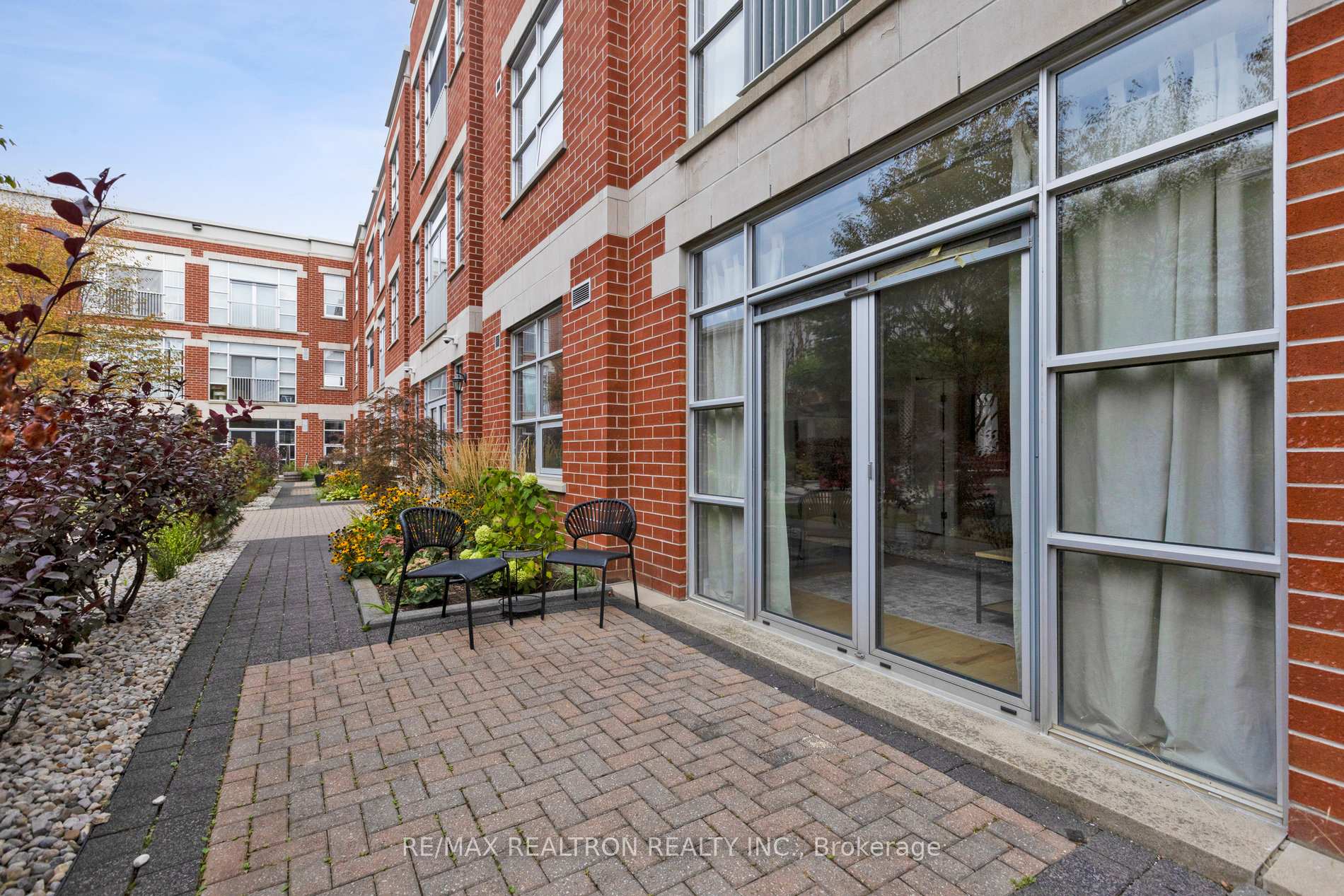Photo 15 of Unit 111, 165 Duke Street E, Kitchener — HOMEH