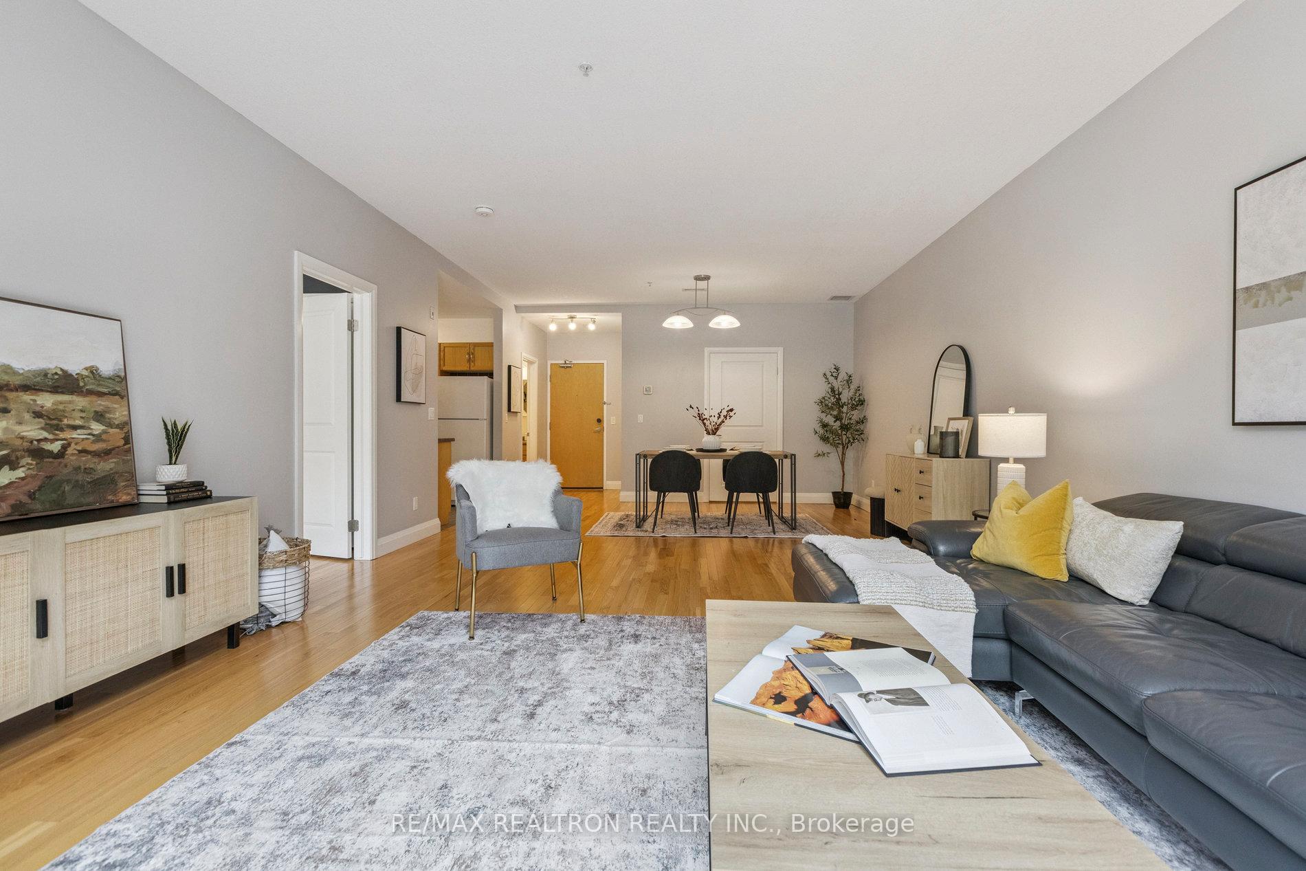 Photo 10 of Unit 111, 165 Duke Street E, Kitchener — HOMEH