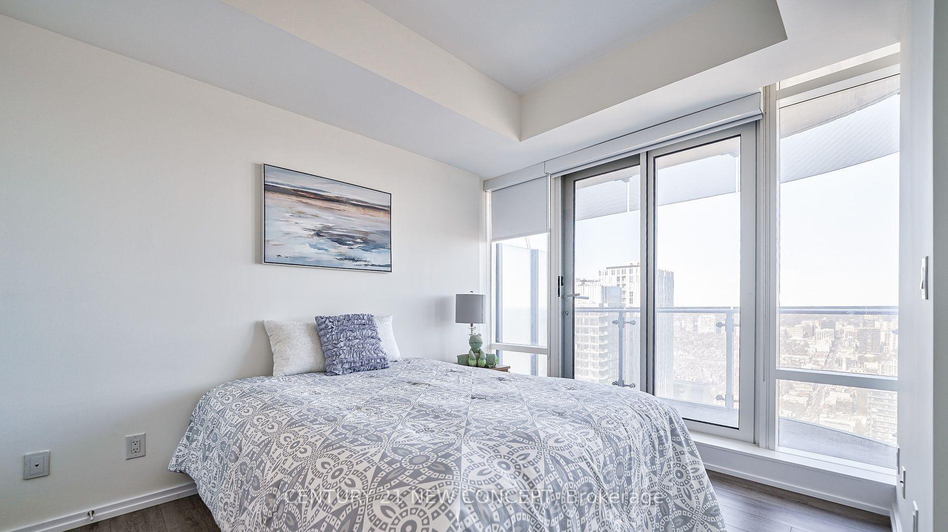 Photo 8 of Unit 5001, 1 Bloor Street E, Toronto, Church-Yonge Corridor — HOMEH